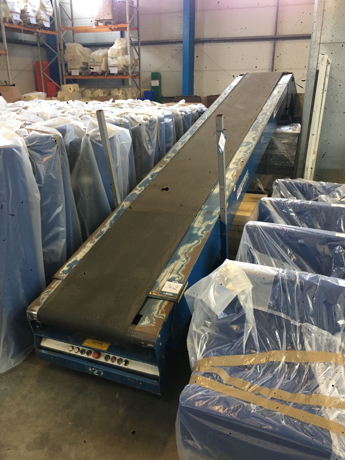 Newland TC/33 wagon loading belt conveyor, Serial No. 14955B (2004), belt width. 56cm x 9m ** This l