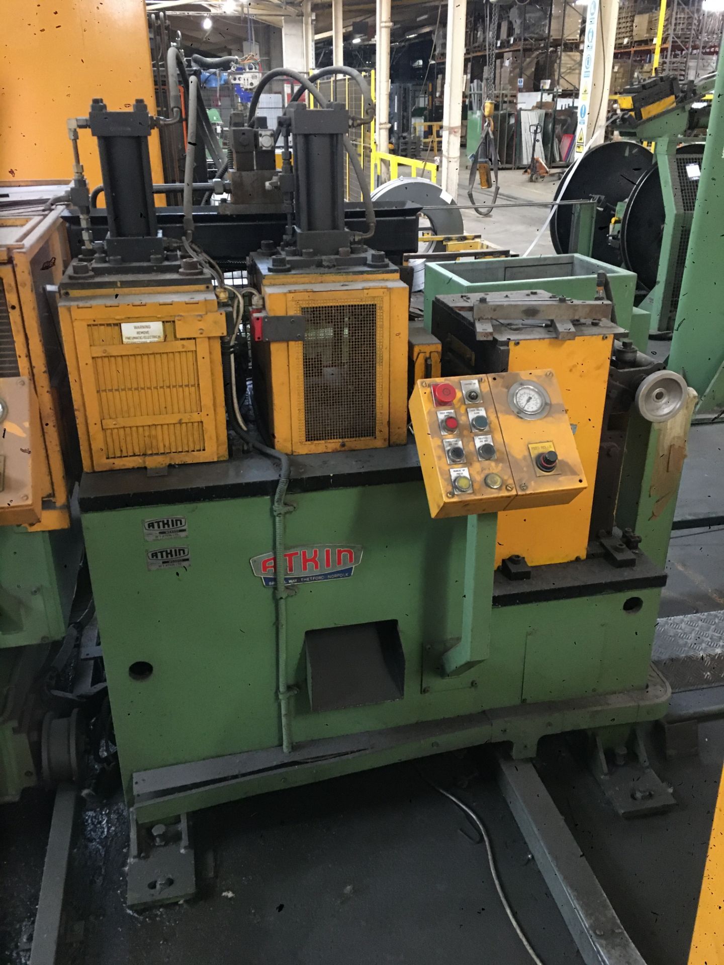 Cold roll forming line comprising: Atkin, twin station decoiler; Atkin, leveller; roll feeder; - Image 4 of 8