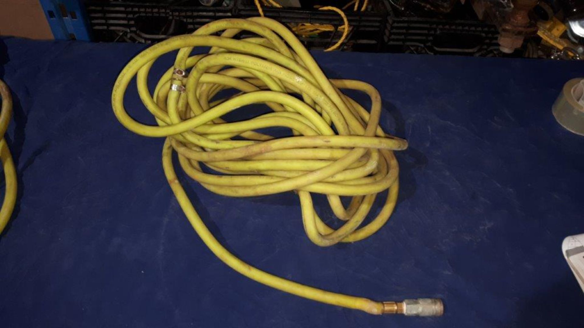 LOT: (2) Air Hoses