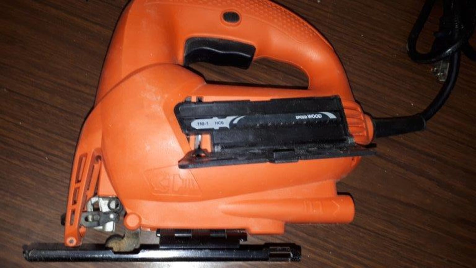 BLACK & DECKER Jig Saw, 4.5 A. (Blade Quick Release & Storage) - Image 5 of 5