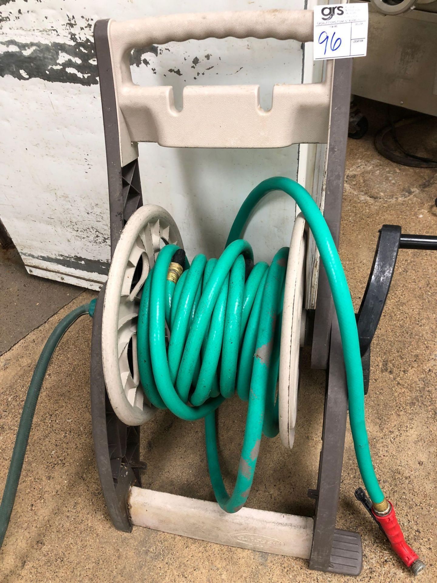 Plastic Hose Reel with Green Hose