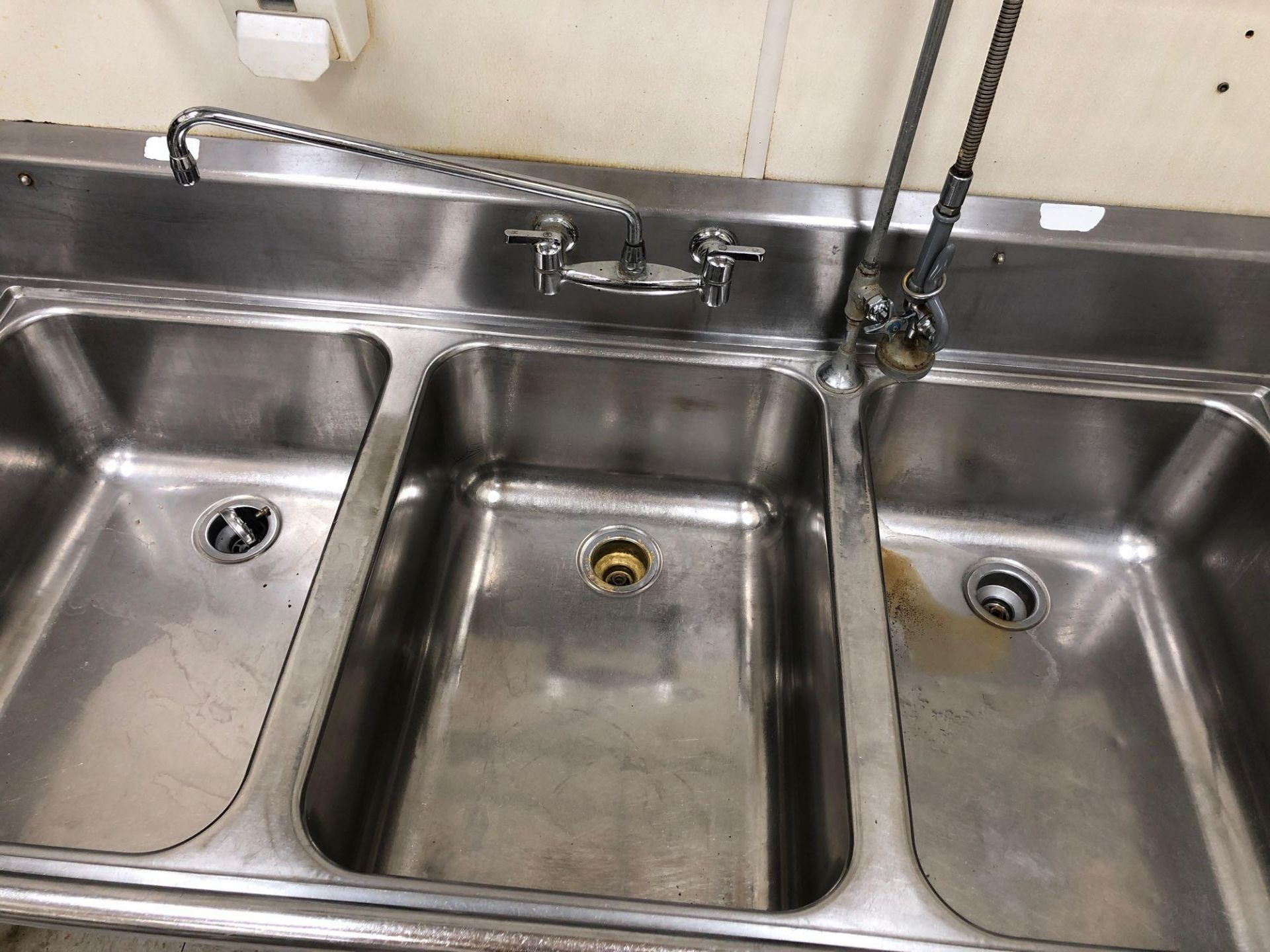 Advance 3 Compartment Stainless Steel Sink - Image 2 of 3
