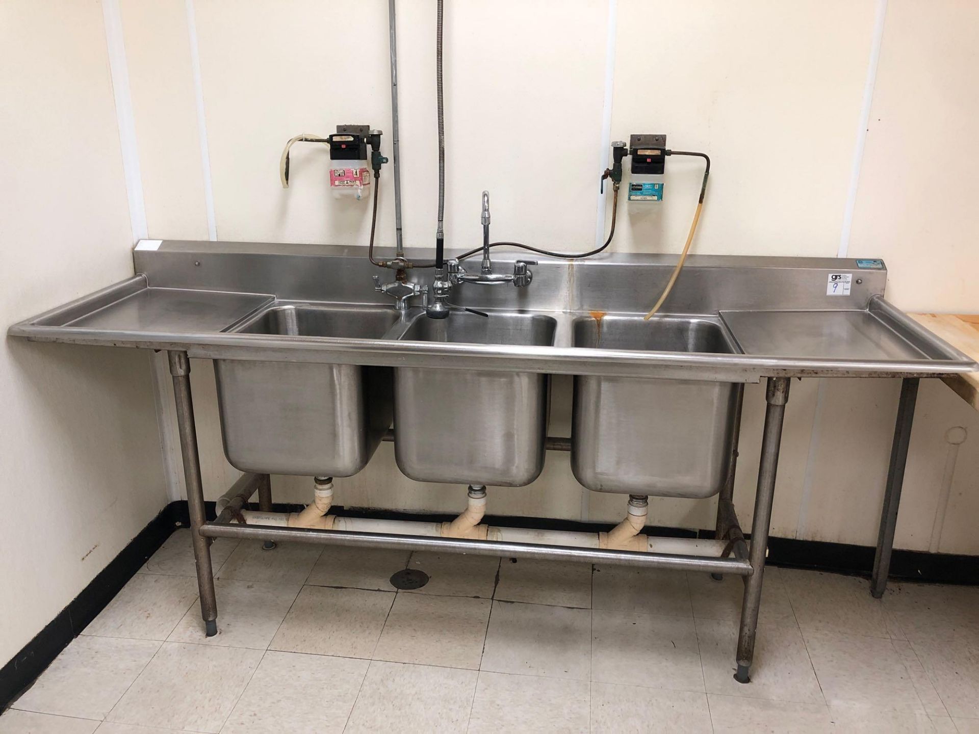 Advance 3 Compartment Stainless Steel Sink