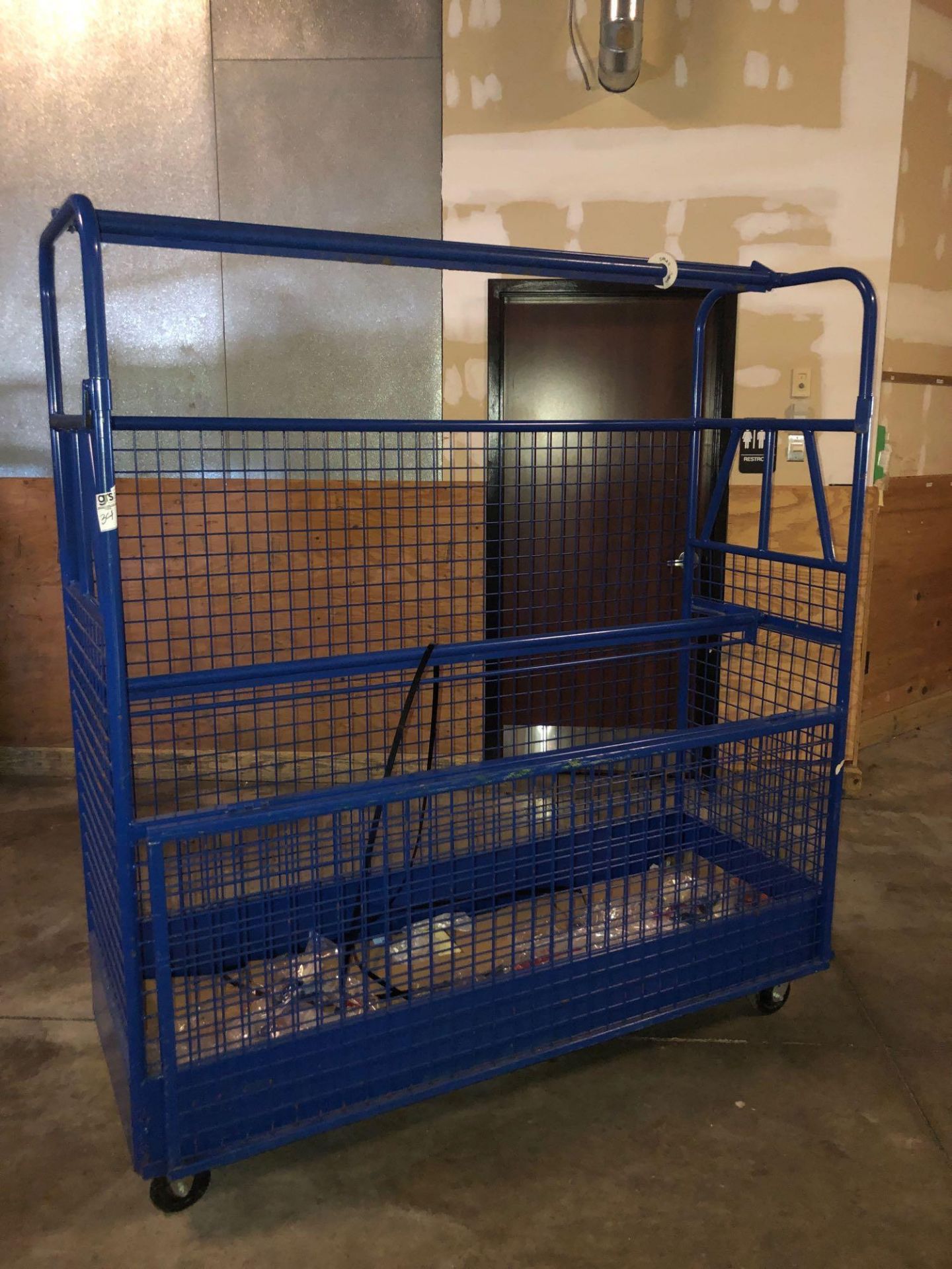 Uniform Transport Cart - Image 2 of 2