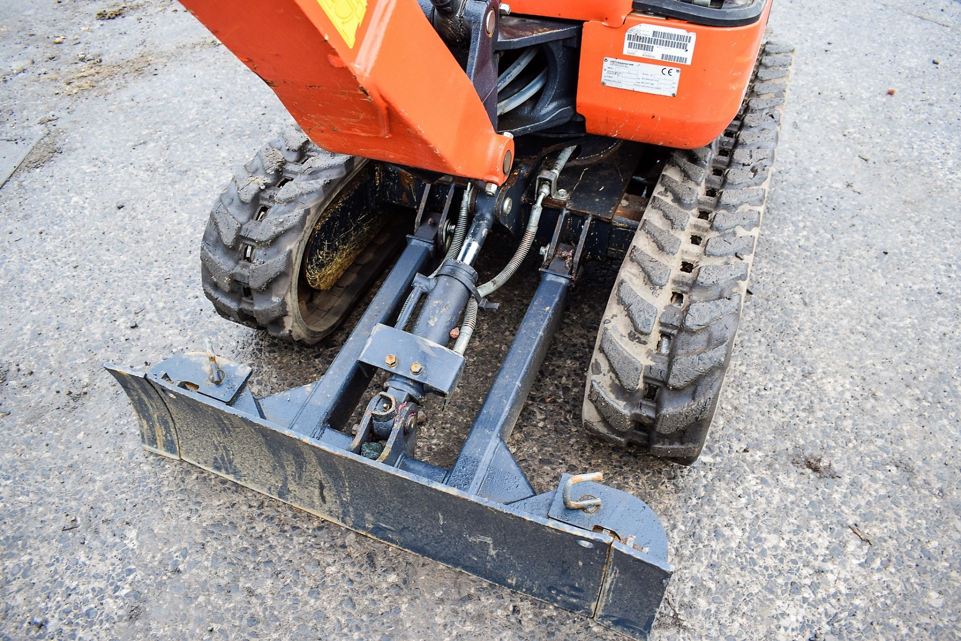 Kubota KX008-3 0.8 tonne rubber tracked micro excavator Year: 2017 S/N: 29295 Recorded Hours: 337 - Image 10 of 13