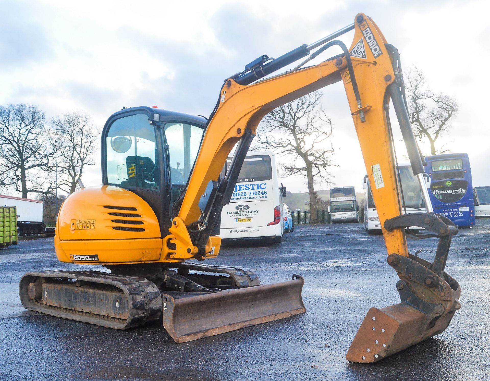 JCB 8050 RTS 5 tonne rubber tracked mini excavator Year: 2015 S/N: 2379446 Recorded Hours: 1220 - Image 2 of 14