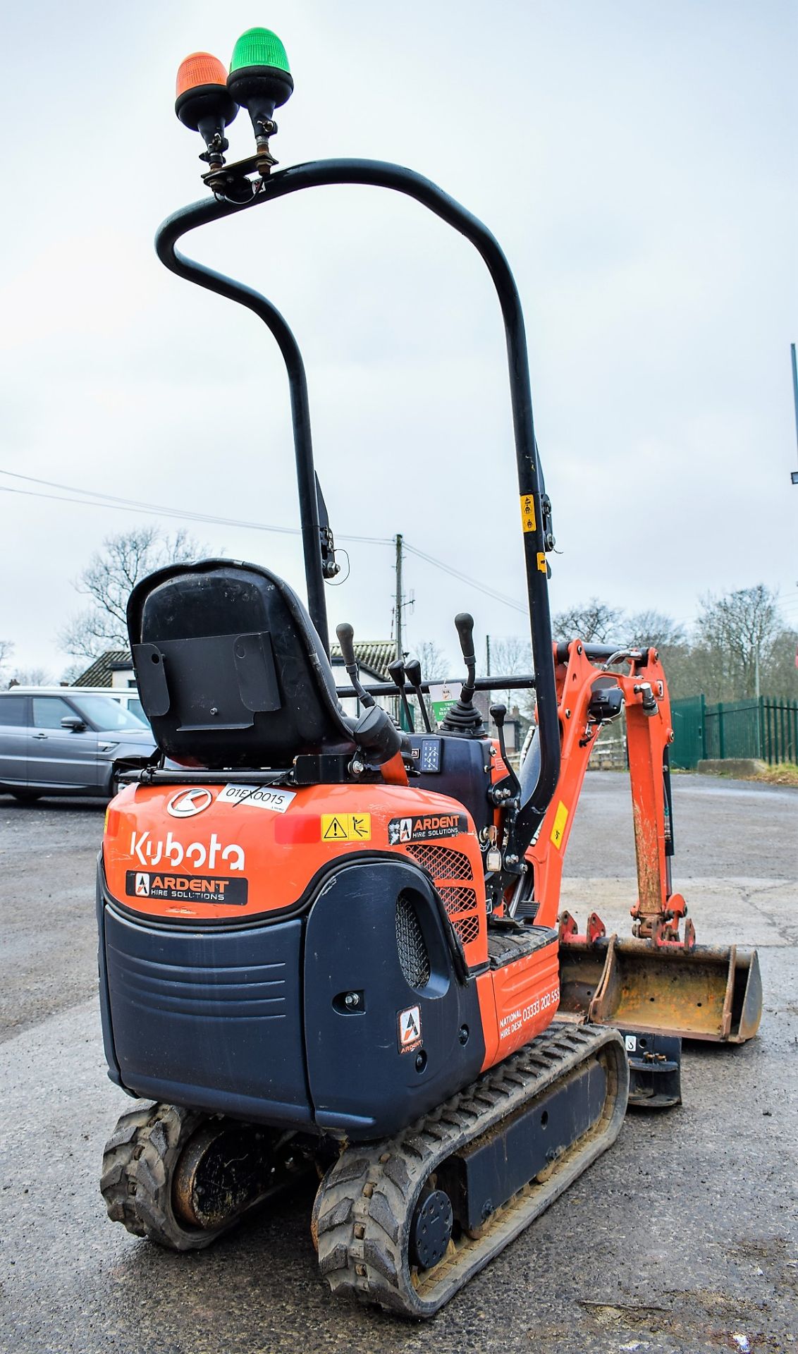 Kubota KX008-3 0.8 tonne rubber tracked micro excavator Year: 2017 S/N: 29294 Recorded Hours: 256 - Image 4 of 13