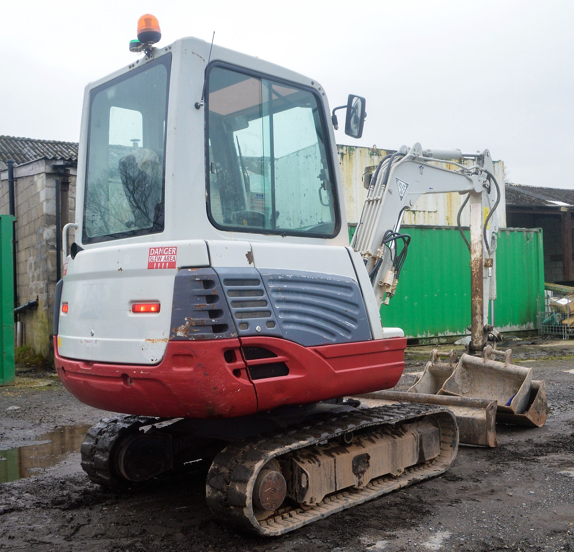 Takeuchi TB228 2.8 tonne rubber tracked excavator Year: 2012 S/N: 122801786 Recorded Hours: 4244 - Image 4 of 12