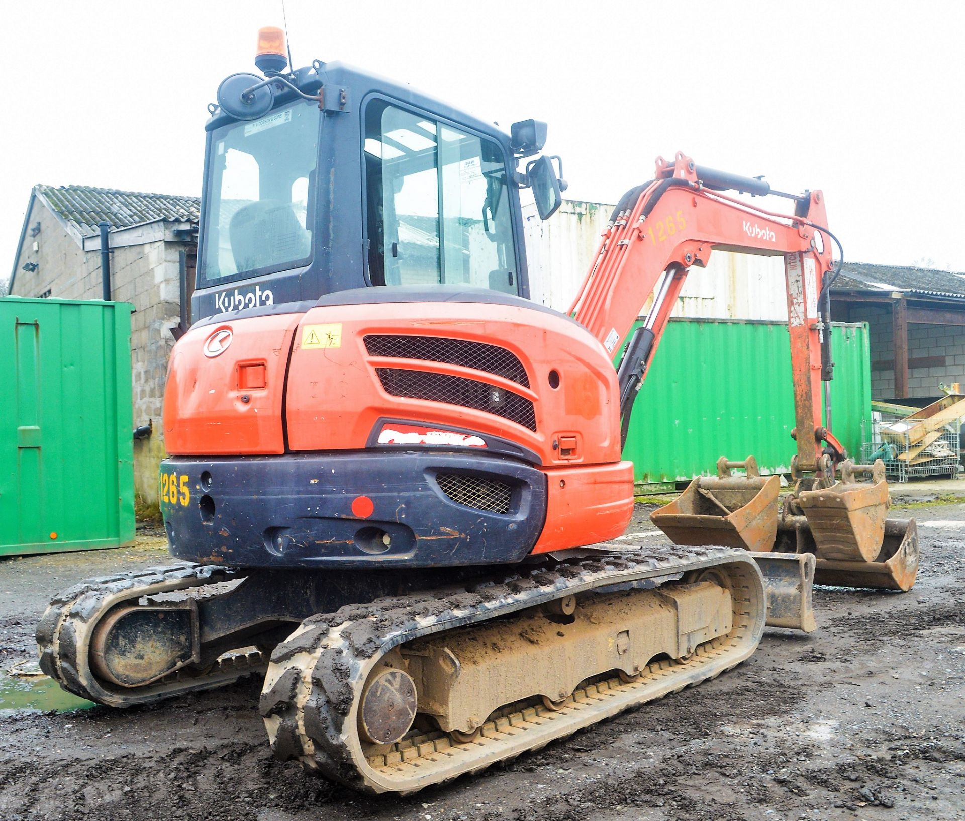 Kubota U48-4 4.8 tonne rubber tracked excavator Year: 2010 S/N: 50167 Recorded Hours: 5542 blade, - Image 4 of 11