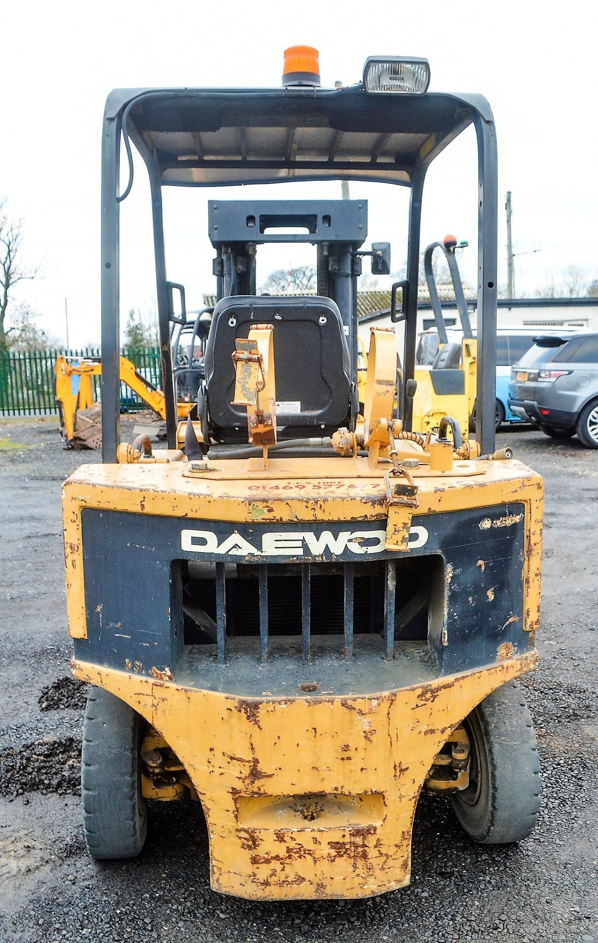 Daewoo G25F 2.5 tonne gas powered fork lift truck S/N: 003455 Recorded Hours: Not displayed (Clock - Image 6 of 8