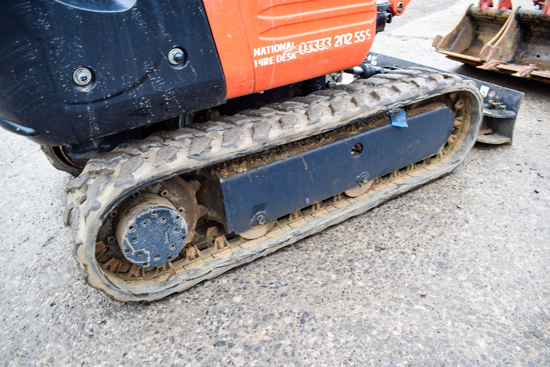 Kubota KX008-3 0.8 tonne rubber tracked micro excavator Year: 2017 S/N: 29295 Recorded Hours: 337 - Image 7 of 13