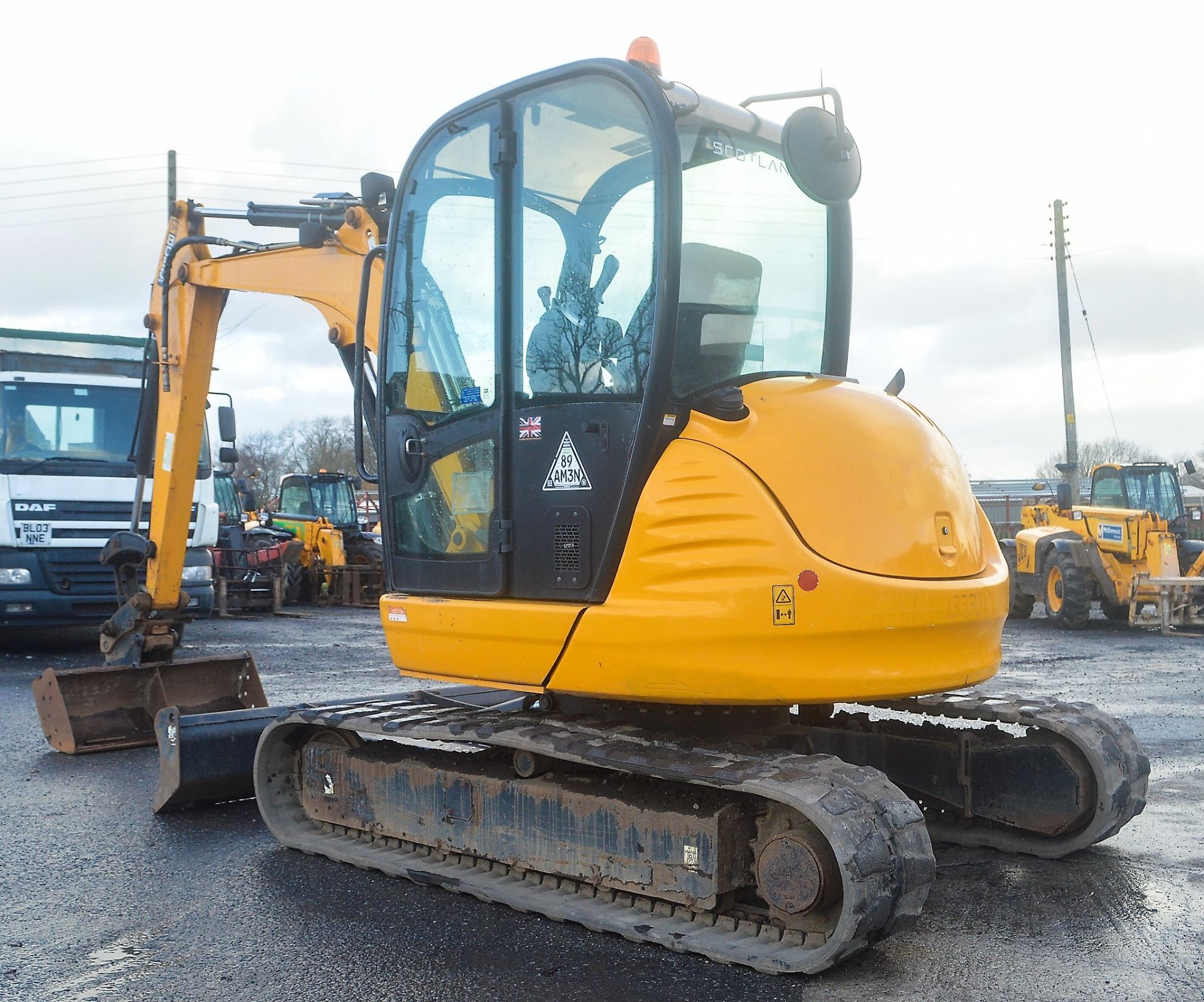 JCB 8050 RTS 5 tonne rubber tracked mini excavator Year: 2015 S/N: 2379446 Recorded Hours: 1220 - Image 3 of 14