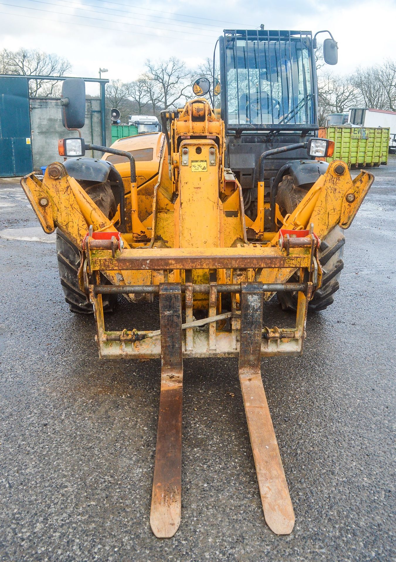 JCB 532-120 12 metre telescopic handler Year: 2002 S/N: 1005552 Recorded Hours: 9134 - Image 5 of 16