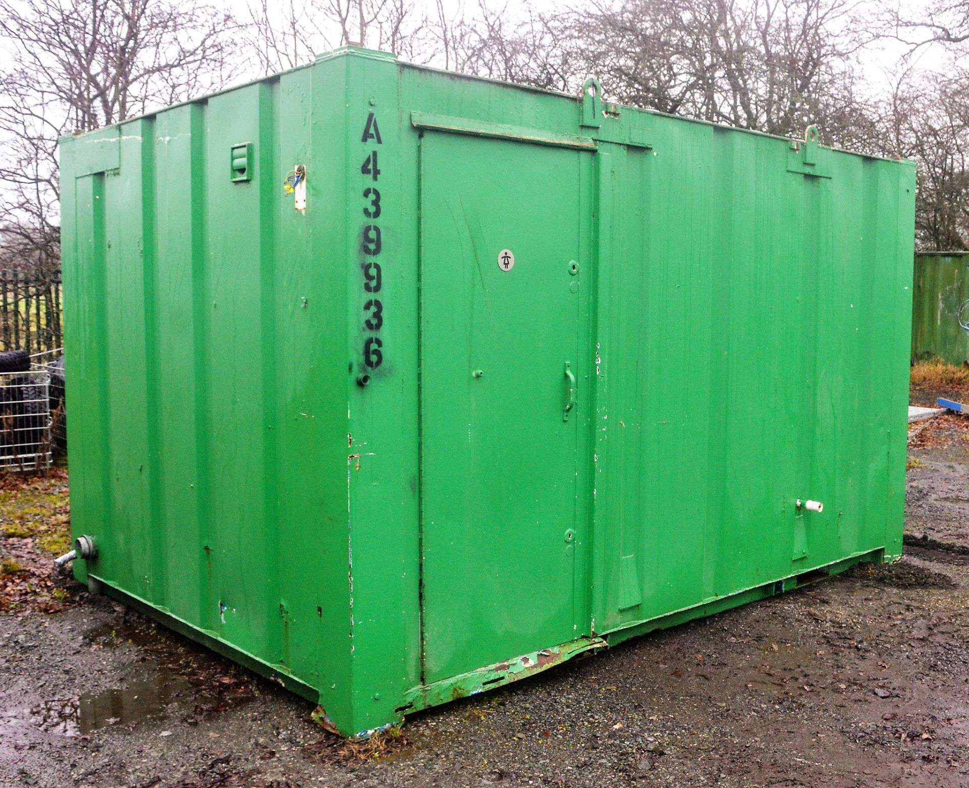 12 ft x 8 ft steel anti vandal 2 + 1 toilet site unit c/w keys A439936 - Image 2 of 7