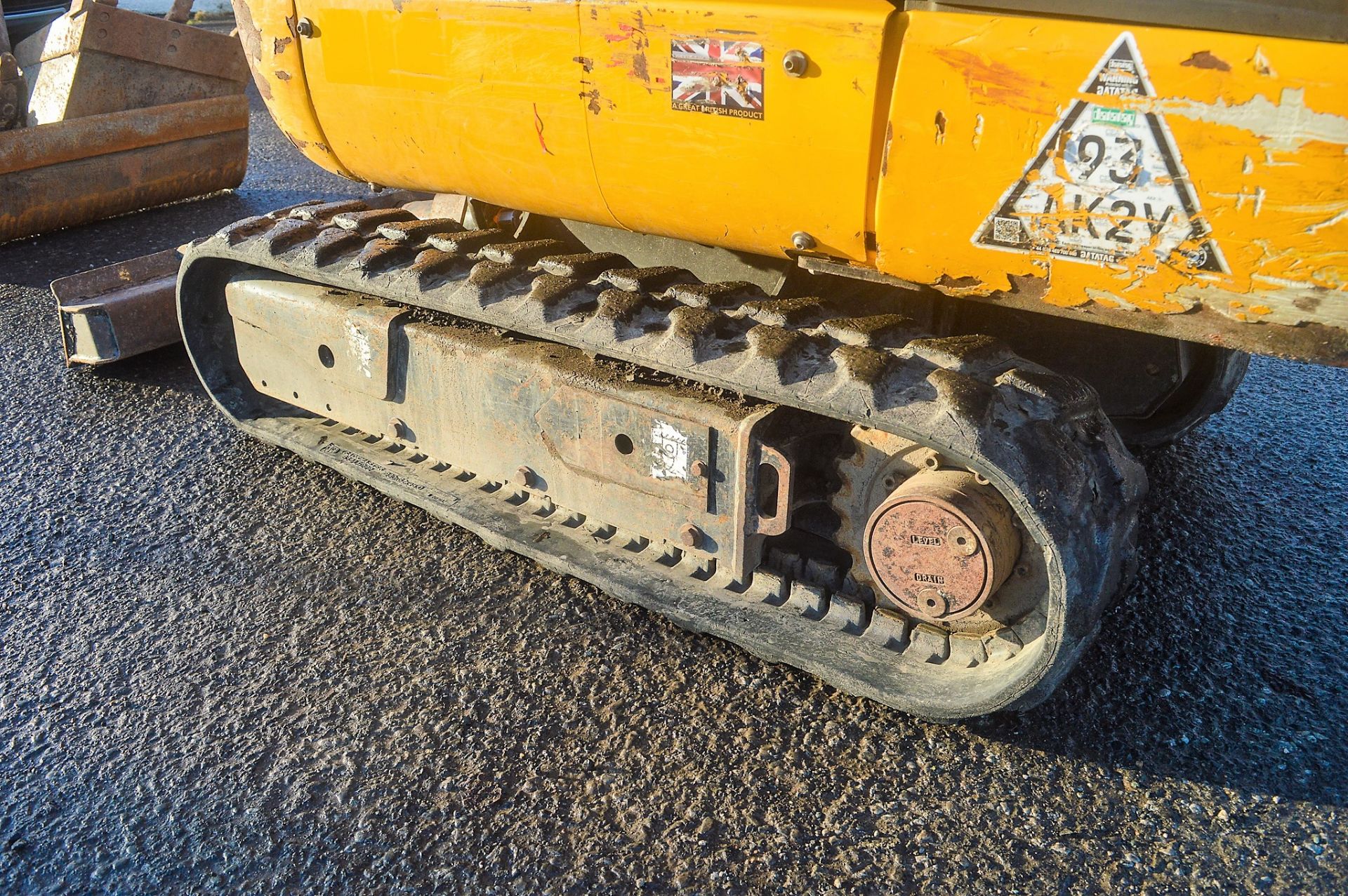 JCB 801.4 CTS 1.5 tonne rubber tracked mini excavator Year: 2014 S/N: 2070315 Recorded Hours: 1512 - Image 7 of 12