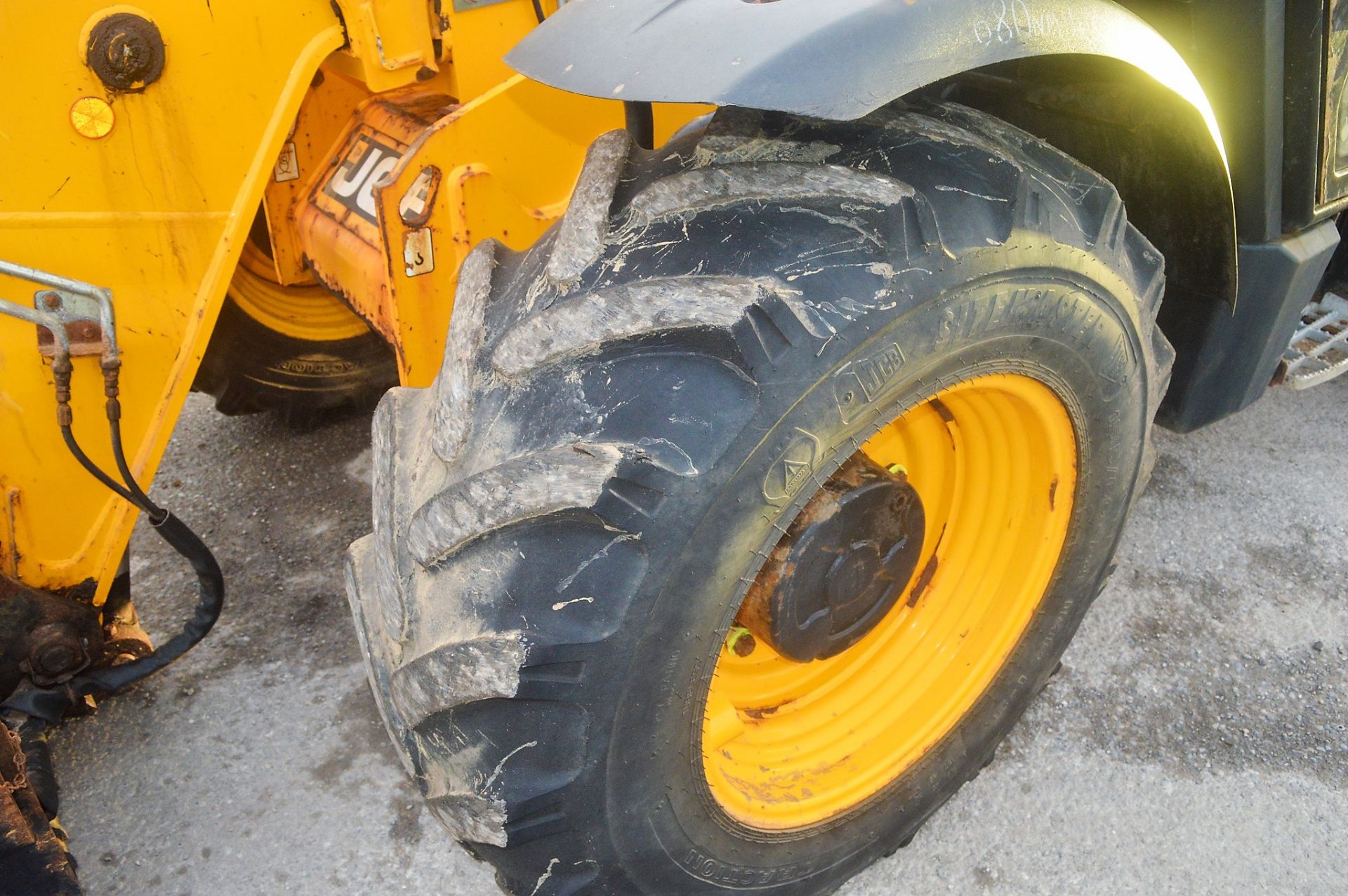 JCB 535-95 9.5 metre telescopic handler Year: 2014 S/N: 2342416 Recorded Hours: 2147 c/w turbo - Image 9 of 12