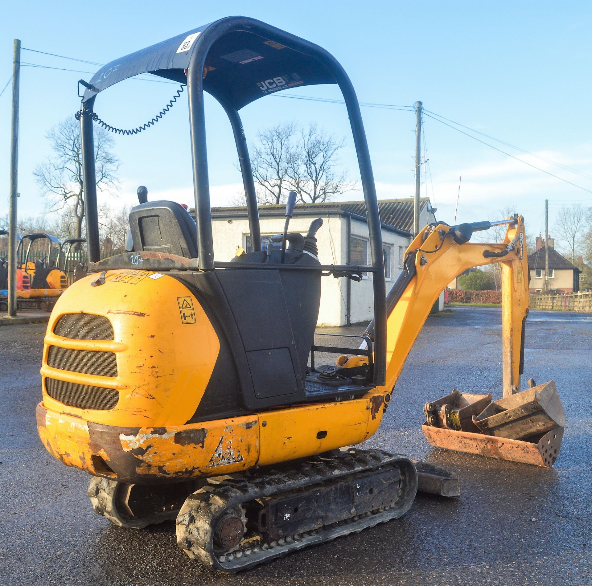 JCB 801.4 CTS 1.5 tonne rubber tracked mini excavator Year: 2014 S/N: 2070266 Recorded Hours: 1485 - Image 3 of 12