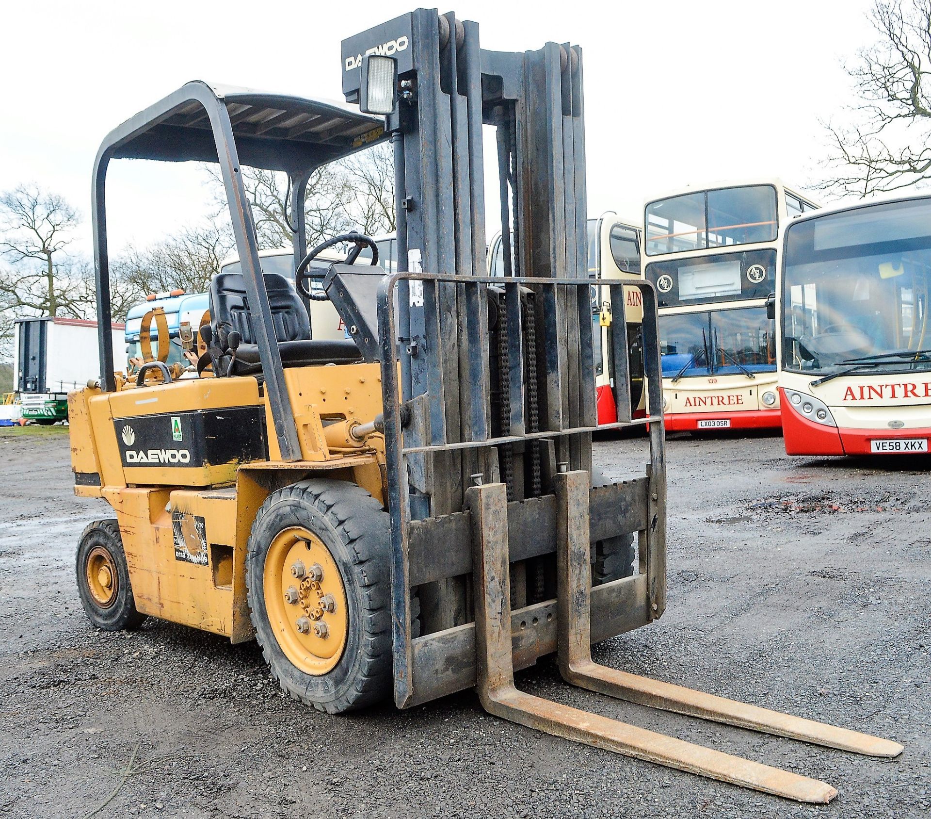 Daewoo G25F 2.5 tonne gas powered fork lift truck S/N: 003455 Recorded Hours: Not displayed (Clock - Image 2 of 8