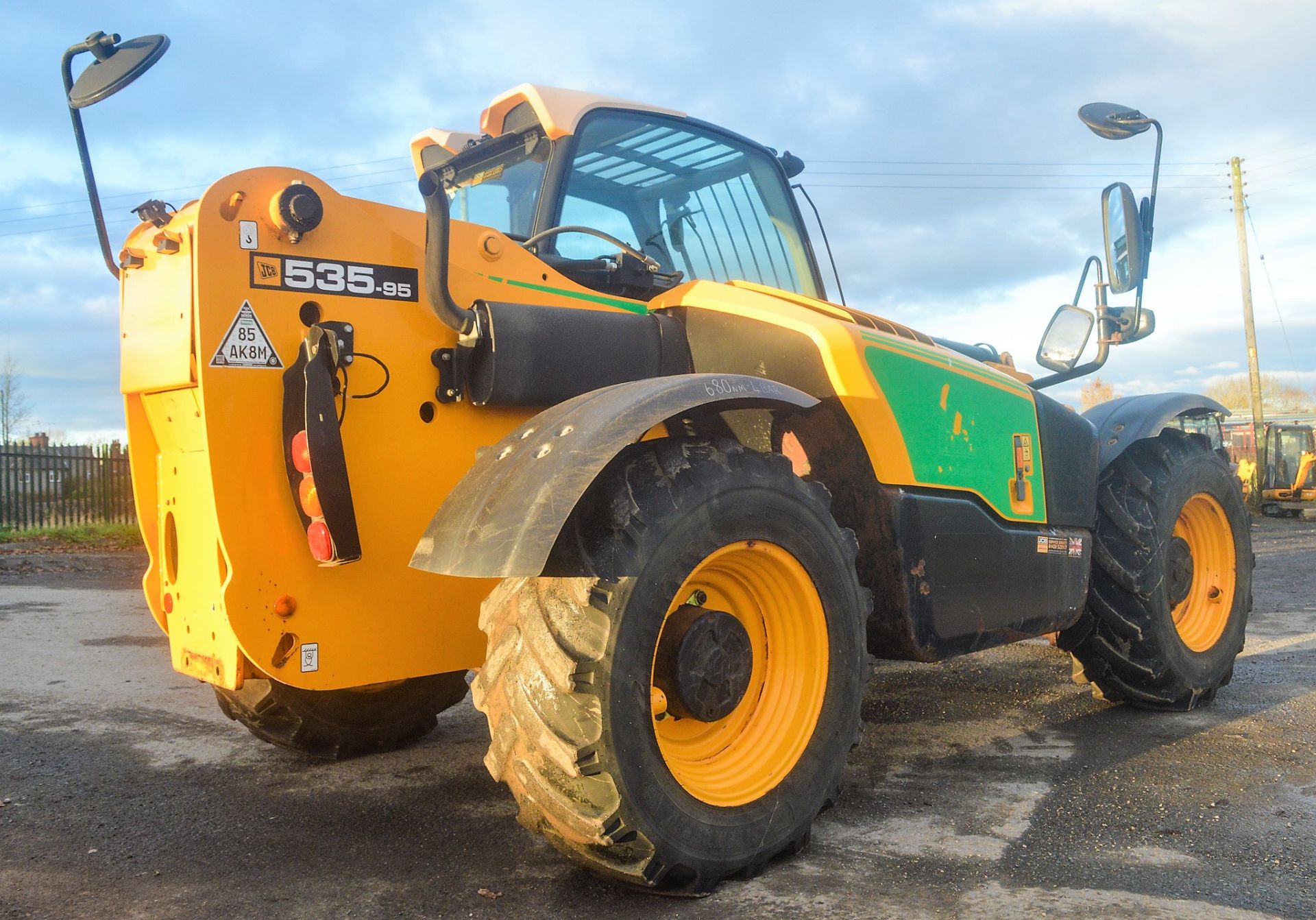 JCB 535-95 9.5 metre telescopic handler Year: 2014 S/N: 2342416 Recorded Hours: 2147 c/w turbo - Image 4 of 12