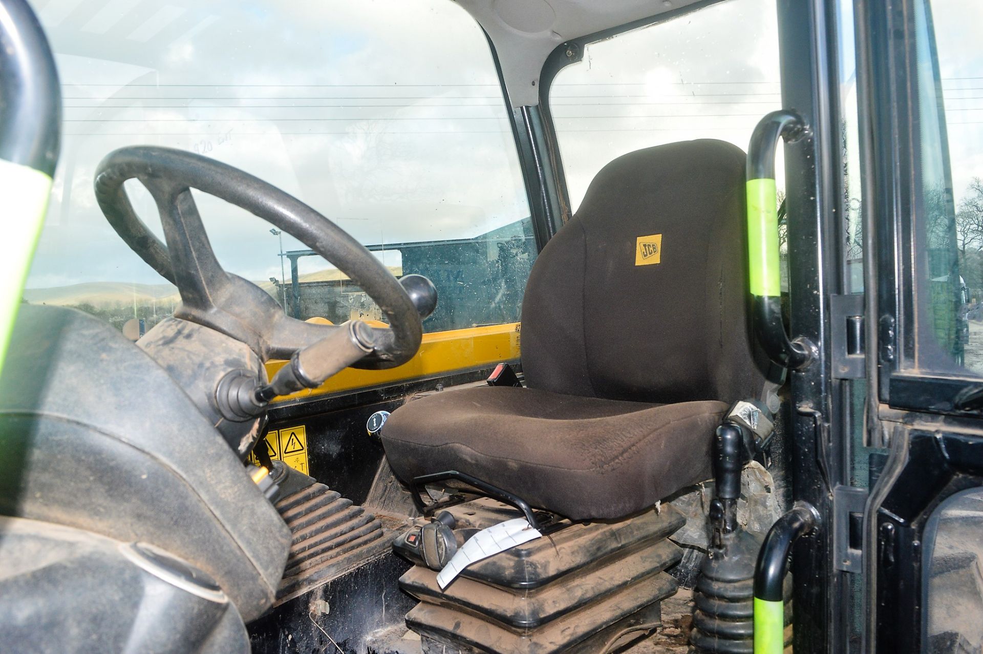 JCB 531-70 7 metre telescopic handler Year: 2014 S/N: 2340294 Recorded Hours: 1876 c/w turbo ** - Image 12 of 15