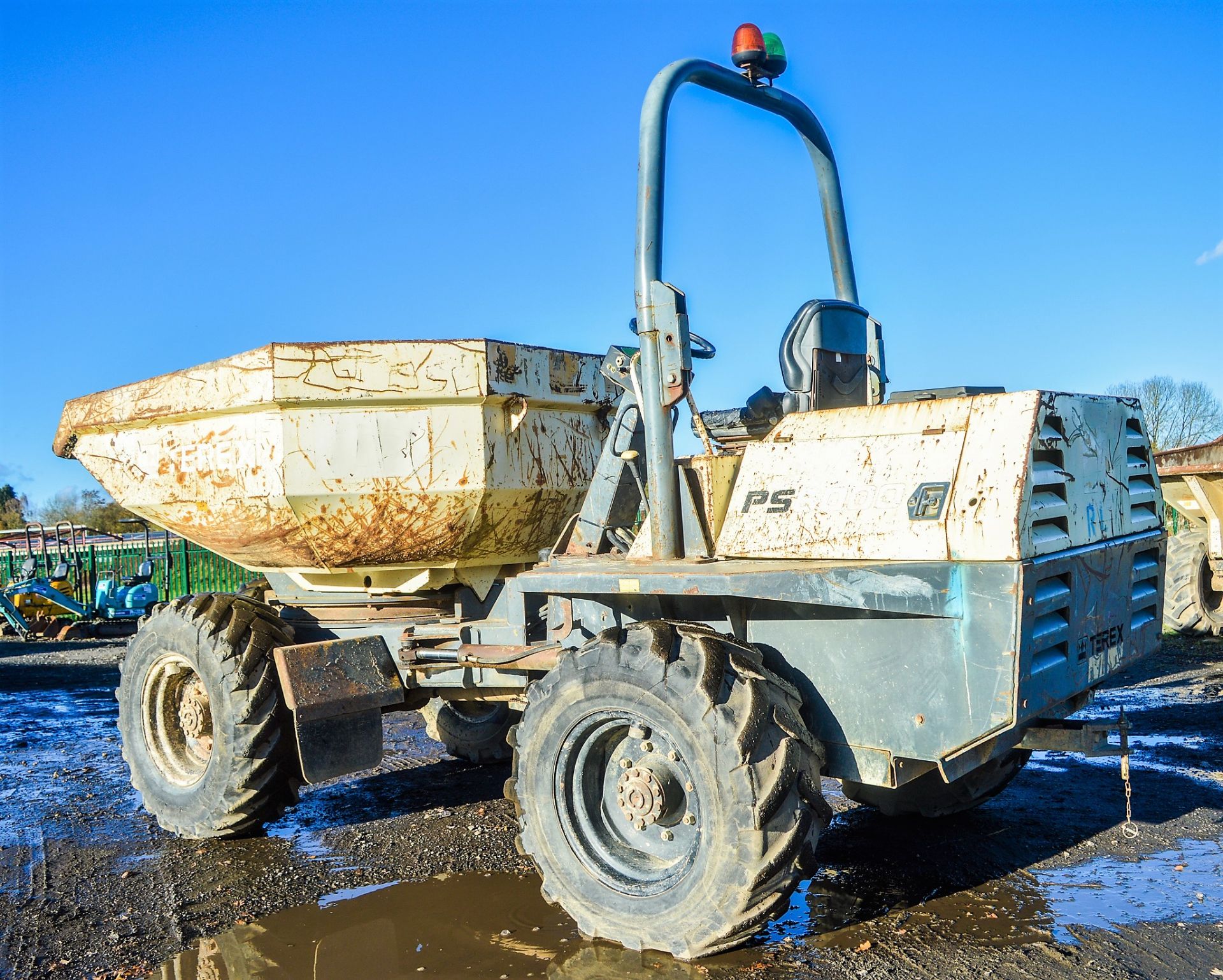 Benford Terex 6 tonne swivel skip dumper Year: 2006 S/N: E606FX136 Recorded Hours: Not displayed ( - Image 3 of 12