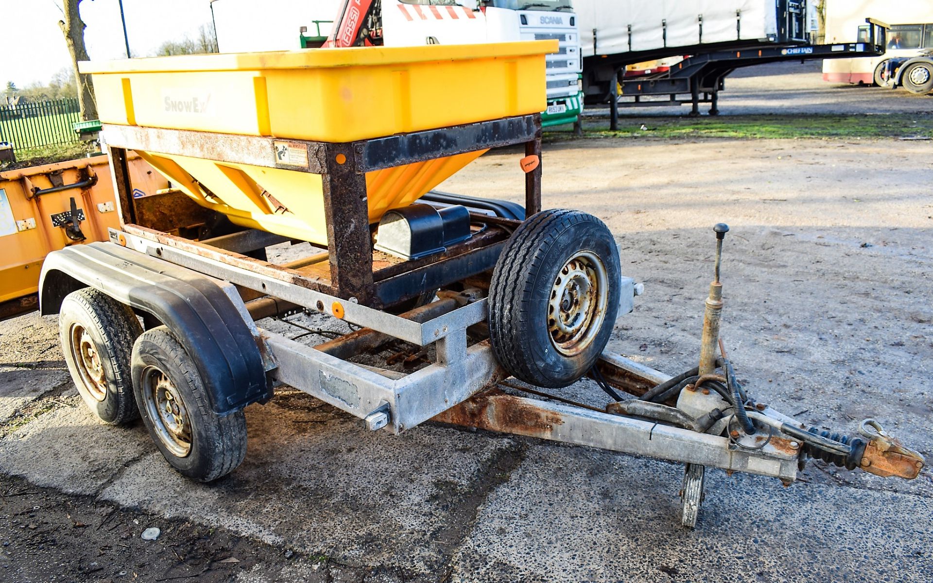 Snow Ex trailer mounted salt gritter - Image 2 of 4