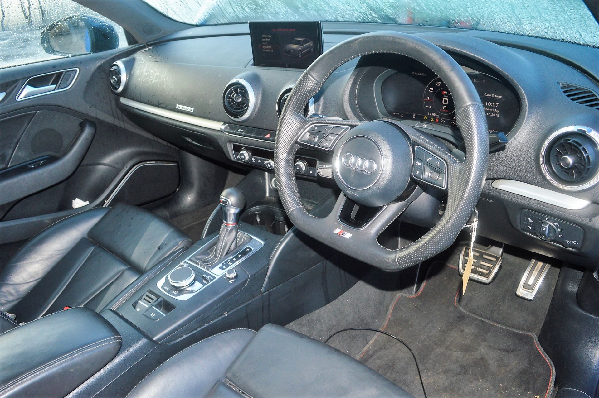 Audi S3 TFSi Quattro Black Edition 4 door saloon car Registration Number: S300 LCH Date of - Bild 10 aus 12