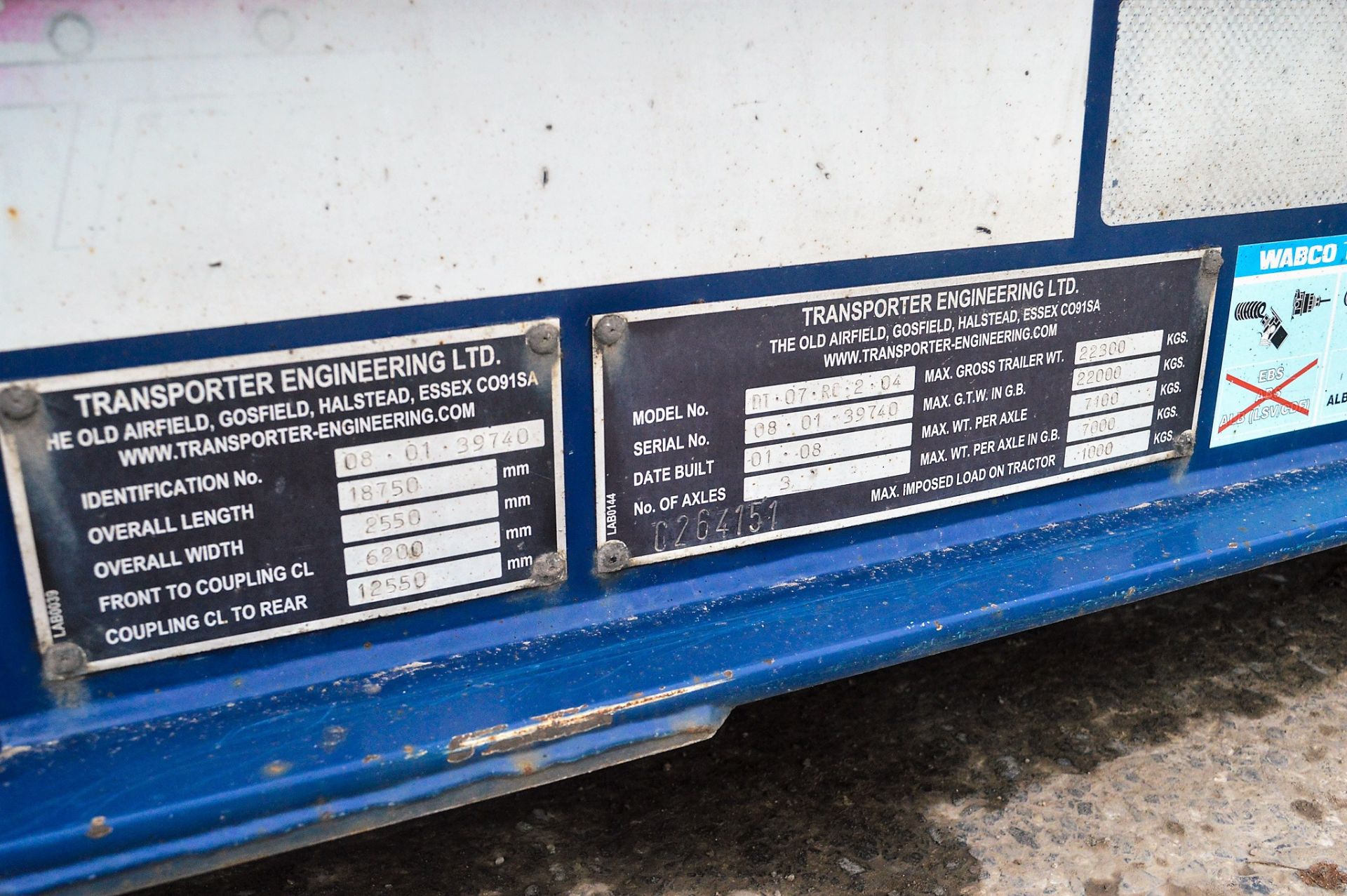 Volvo FM 6 x 2 21 tonne car transporter lorry Registration Number: KX57 POH Date of Registration: - Image 13 of 17