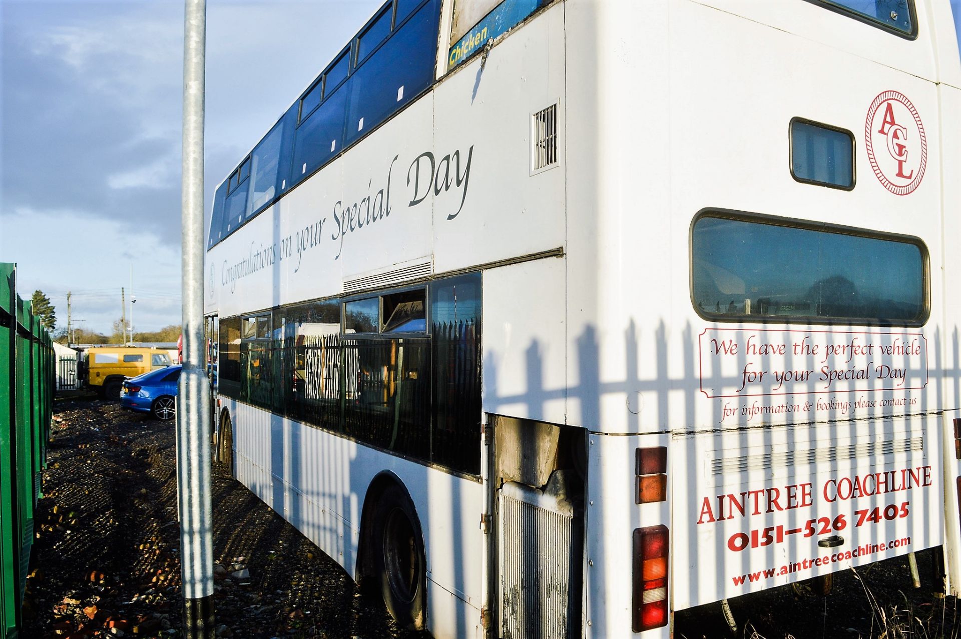 Alexander Dennis double deck service bus for spares Registration Number: V539 ESC Date of - Bild 4 aus 12