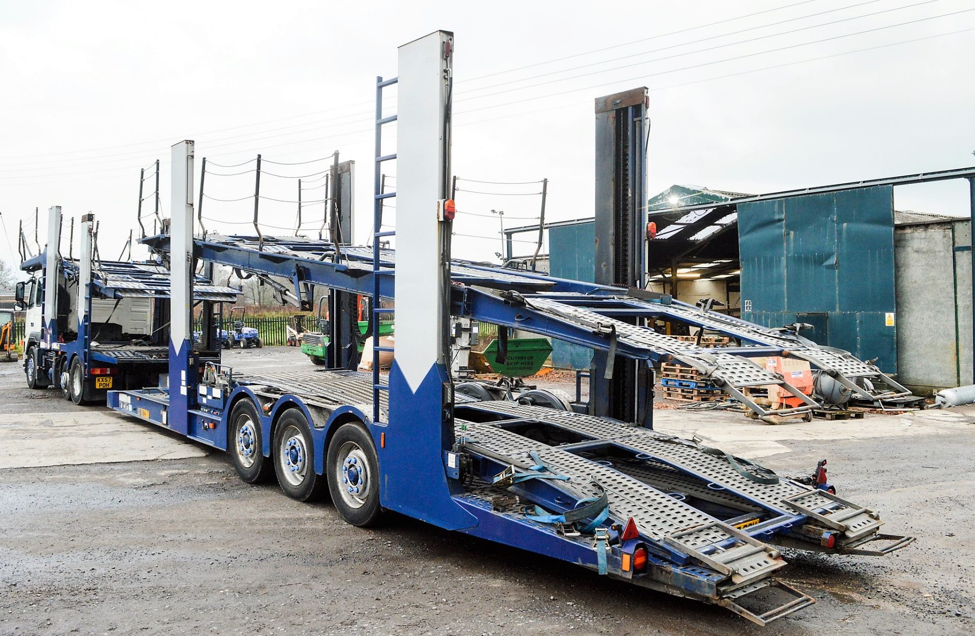 Volvo FM 6 x 2 21 tonne car transporter lorry Registration Number: KX57 POH Date of Registration: - Image 5 of 17