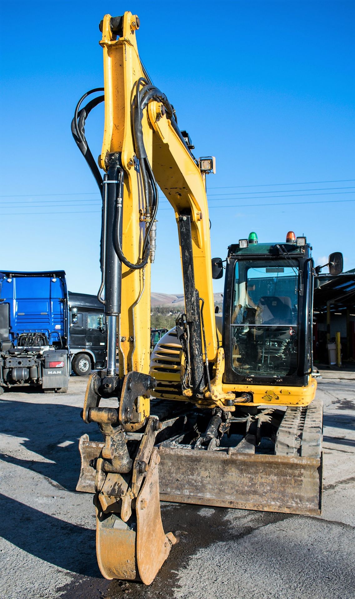 JCB 8085 ECO 8.5 tonne rubber tracked excavator Year: 2013 S/N: 1073095 Recorded Hours: 2431 - Image 5 of 12