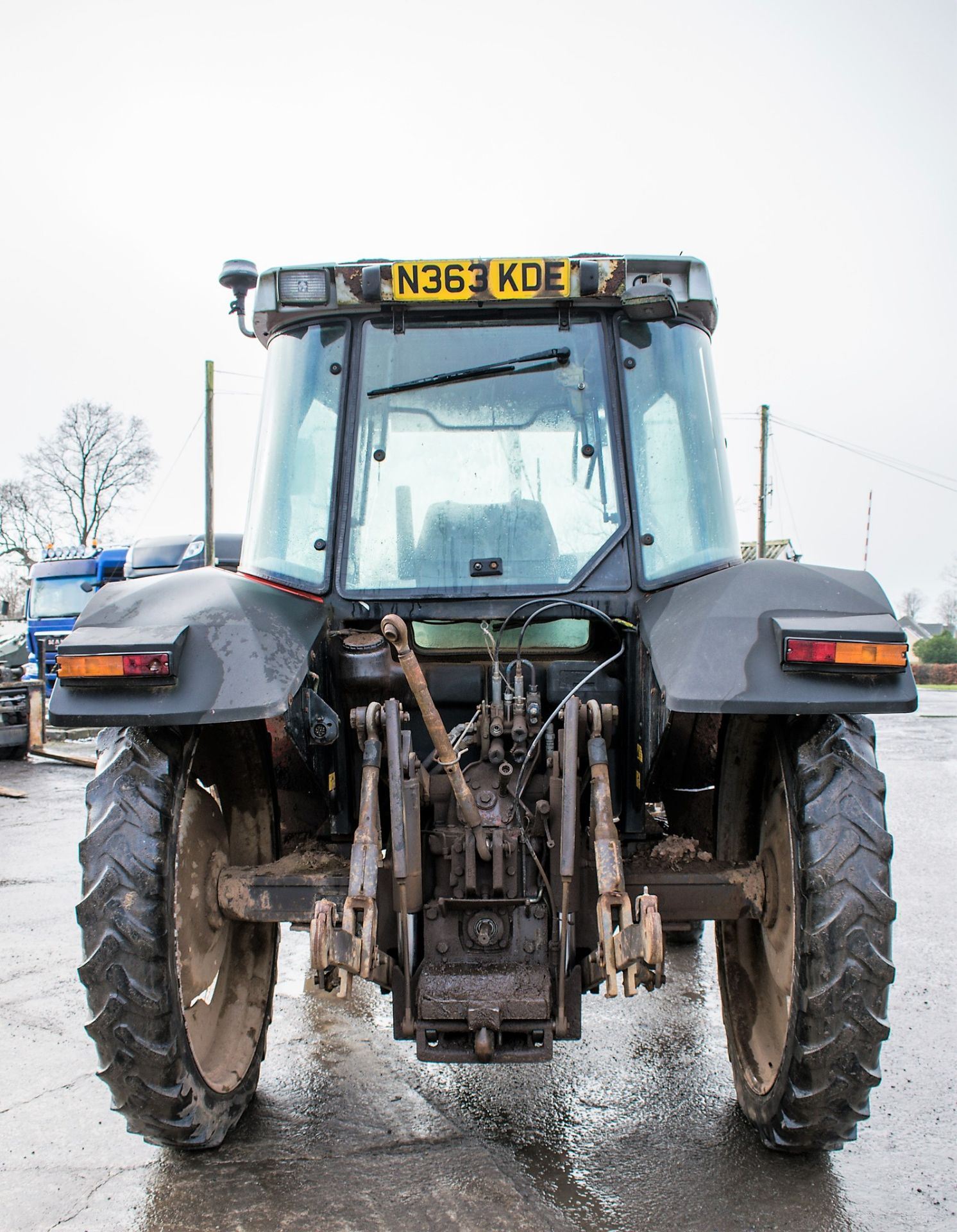 Massey Ferguson 615 Dynashift 4 wheel drive tractor - Image 6 of 10