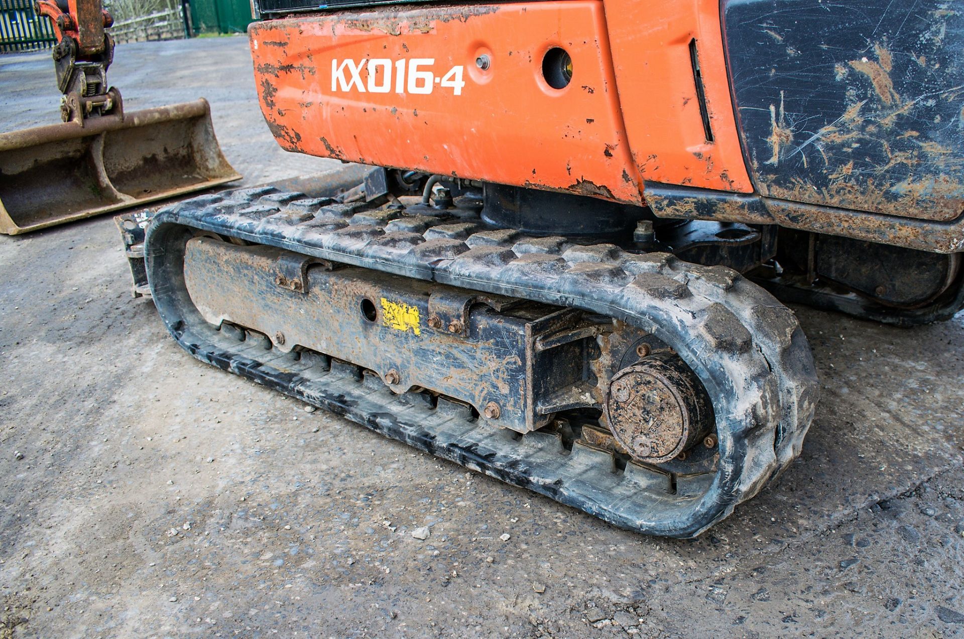 Kubota KX016-4 1.5 tonne rubber tracked mini excavator Year: 2013 S/N: 57034 Recorded Hours: 1873 - Image 7 of 12