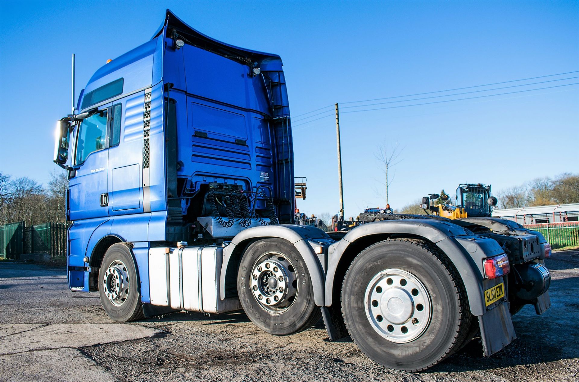 MAN TGX 26.540 6 x 2 tractor unit Registration Number: SL60 EZM Date of Registration: 01/01/2011 MOT - Image 3 of 10