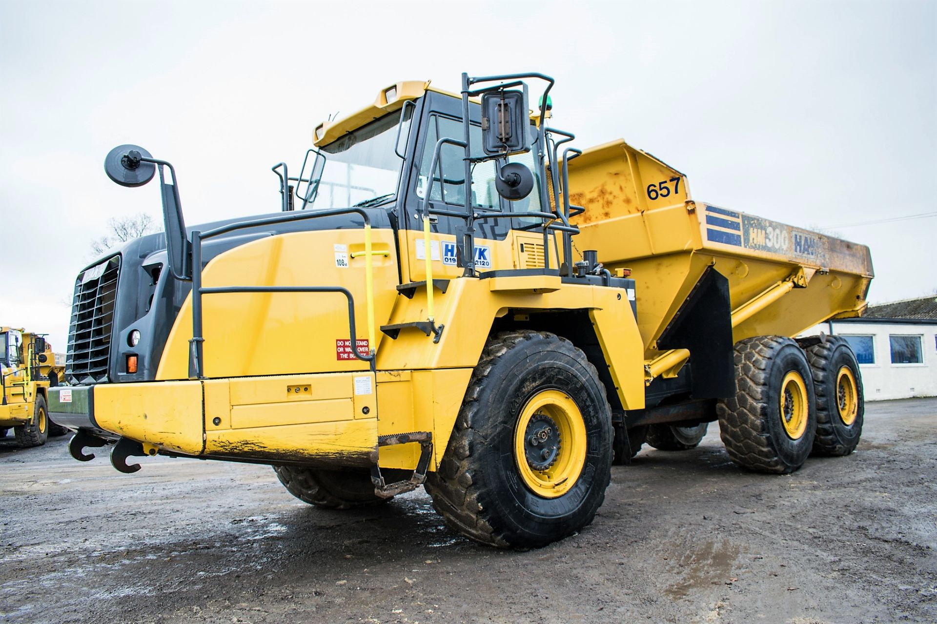 Komatsu HM300-3 articulated dump truck  Year: 2015 S/N: 3636 Recorded Hours: 4881 KOM657