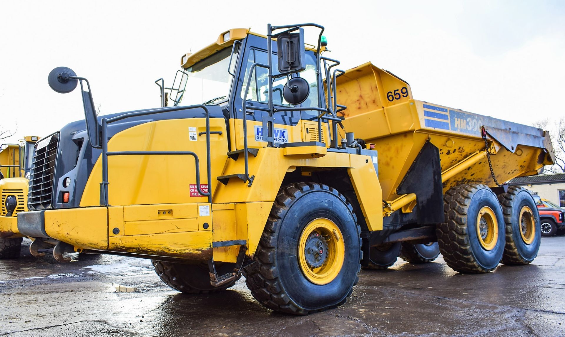 Komatsu HM300-3 articulated dump truck