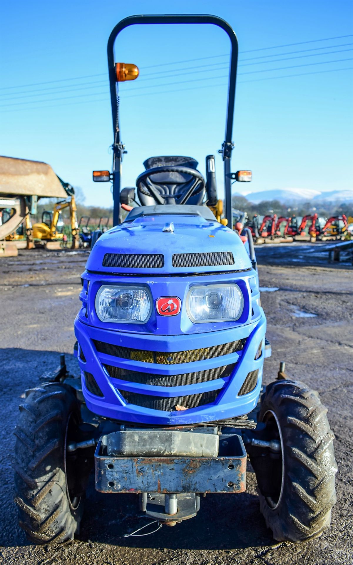 Iseki TN3265 diesel driven hydrostatic 4WD compact tractor Year: 2012 S/N: 000951 Recorded Hours: - Image 5 of 13