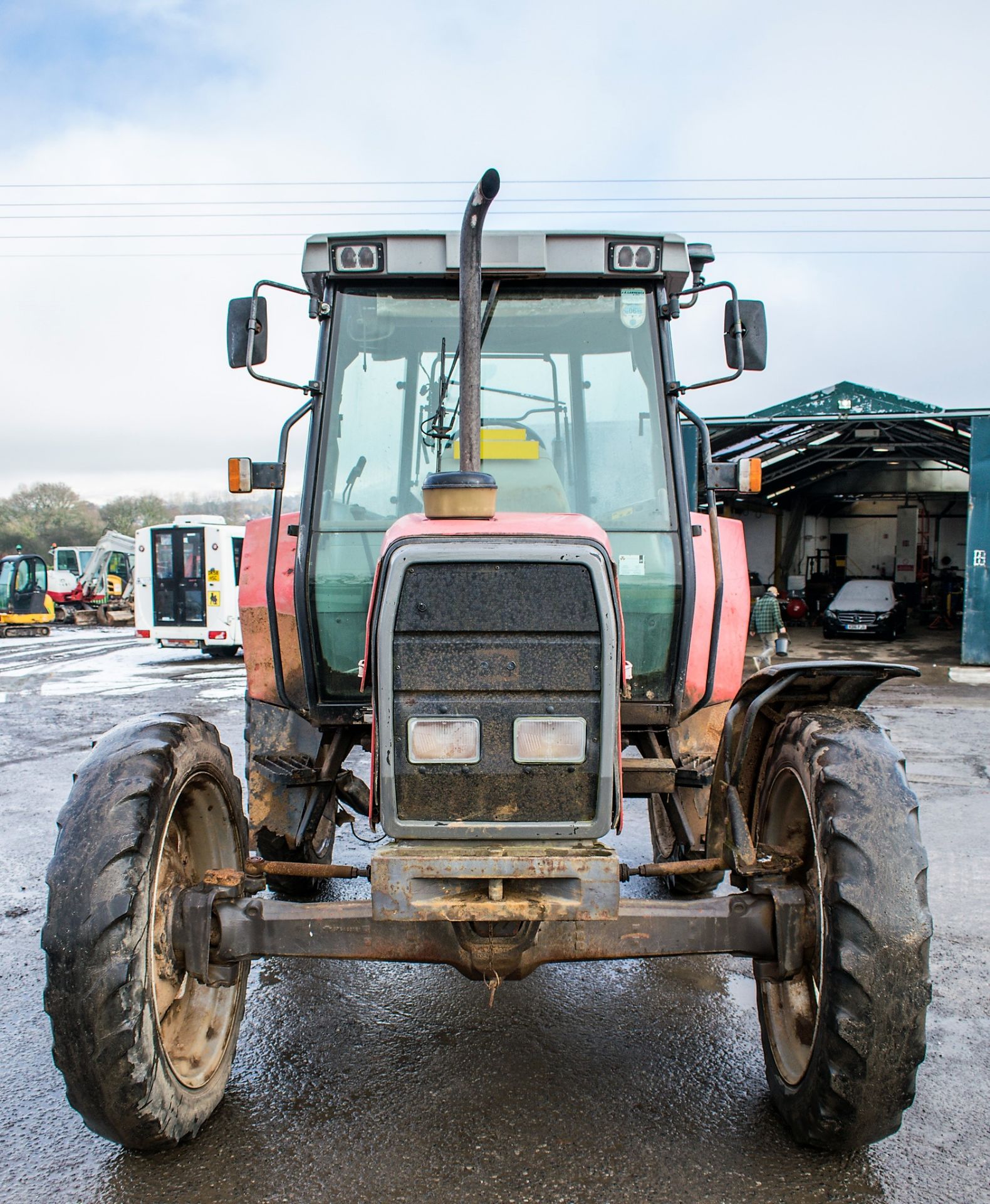 Massey Ferguson 615 Dynashift 4 wheel drive tractor - Image 5 of 10