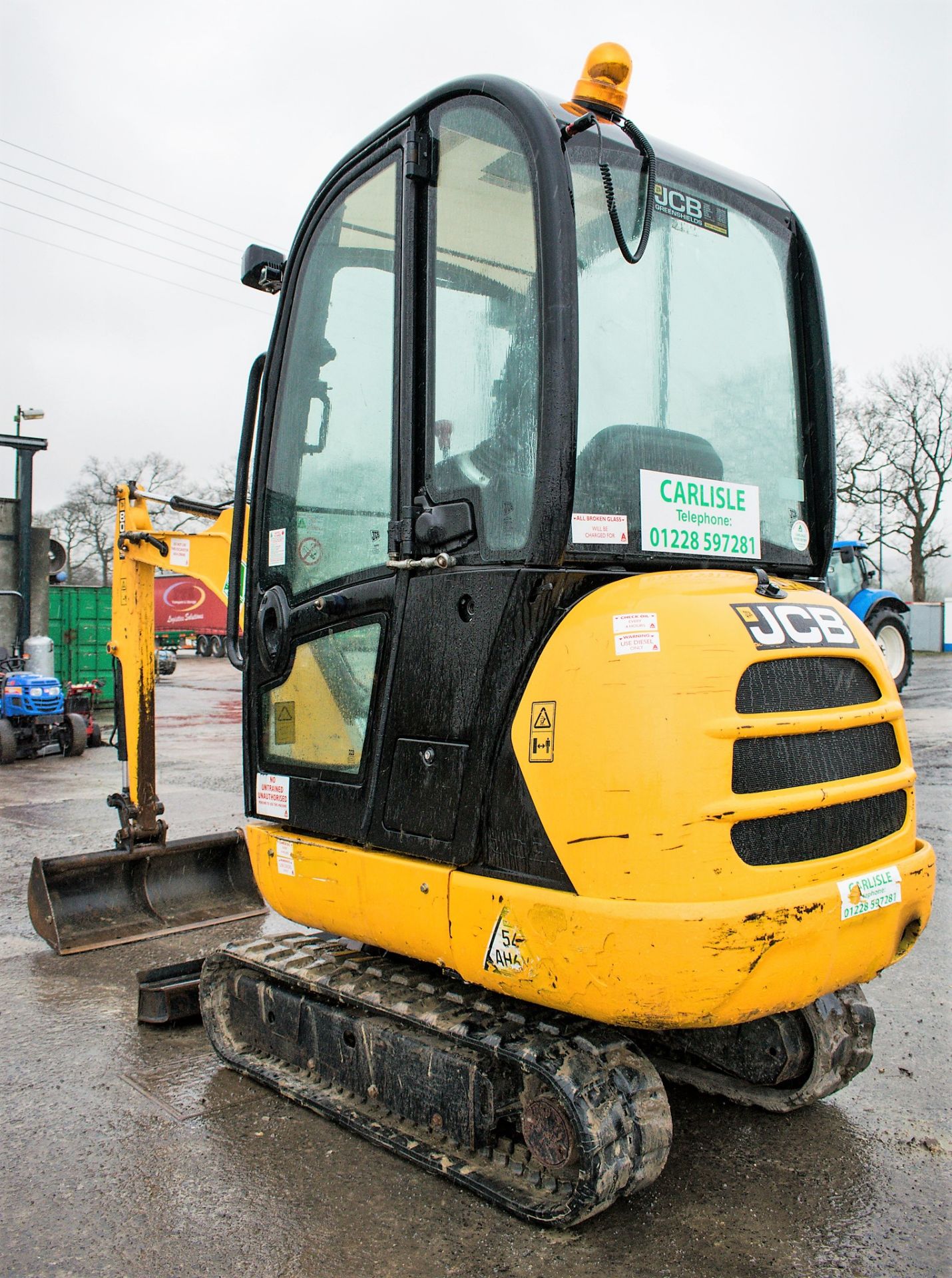 JCB 8016 CTS 1.5 tonne rubber tracked excavator Year: 2013 S/N: 2071316 Recorded Hours: 1686 - Image 3 of 12