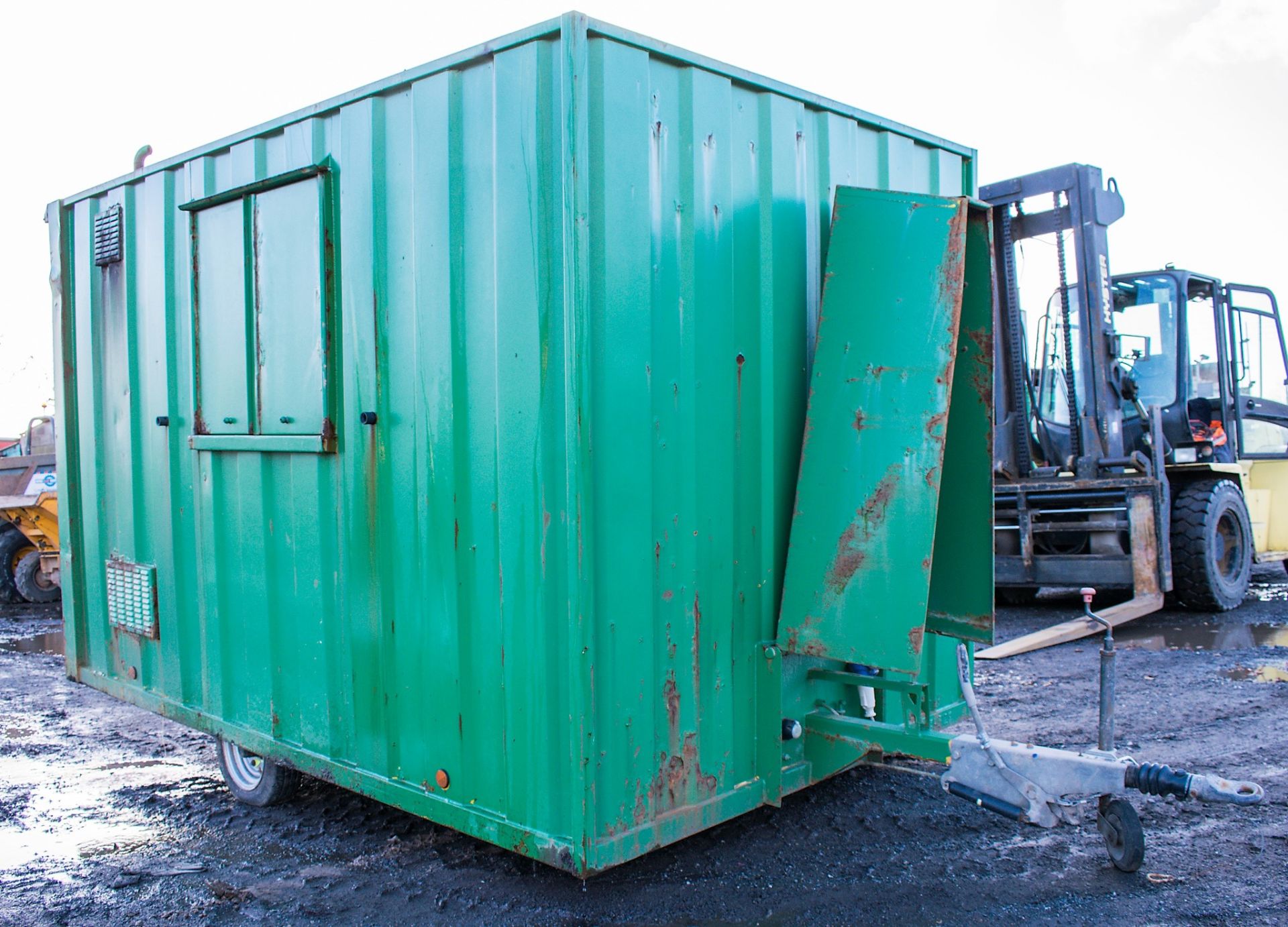 12 ft x 8 ft steel anti vandal mobile welfare unit comprising of: canteen, toilet & generator room - Image 2 of 11