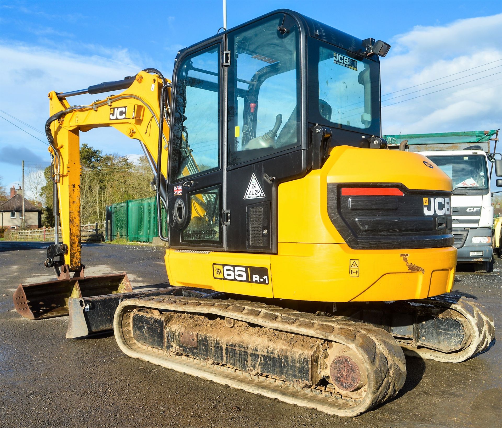 JCB 65R-1 6.5 tonne rubber tracked reduced tail swing mini excavator Year: 2015  S/N: 1913919 Rec - Image 4 of 13