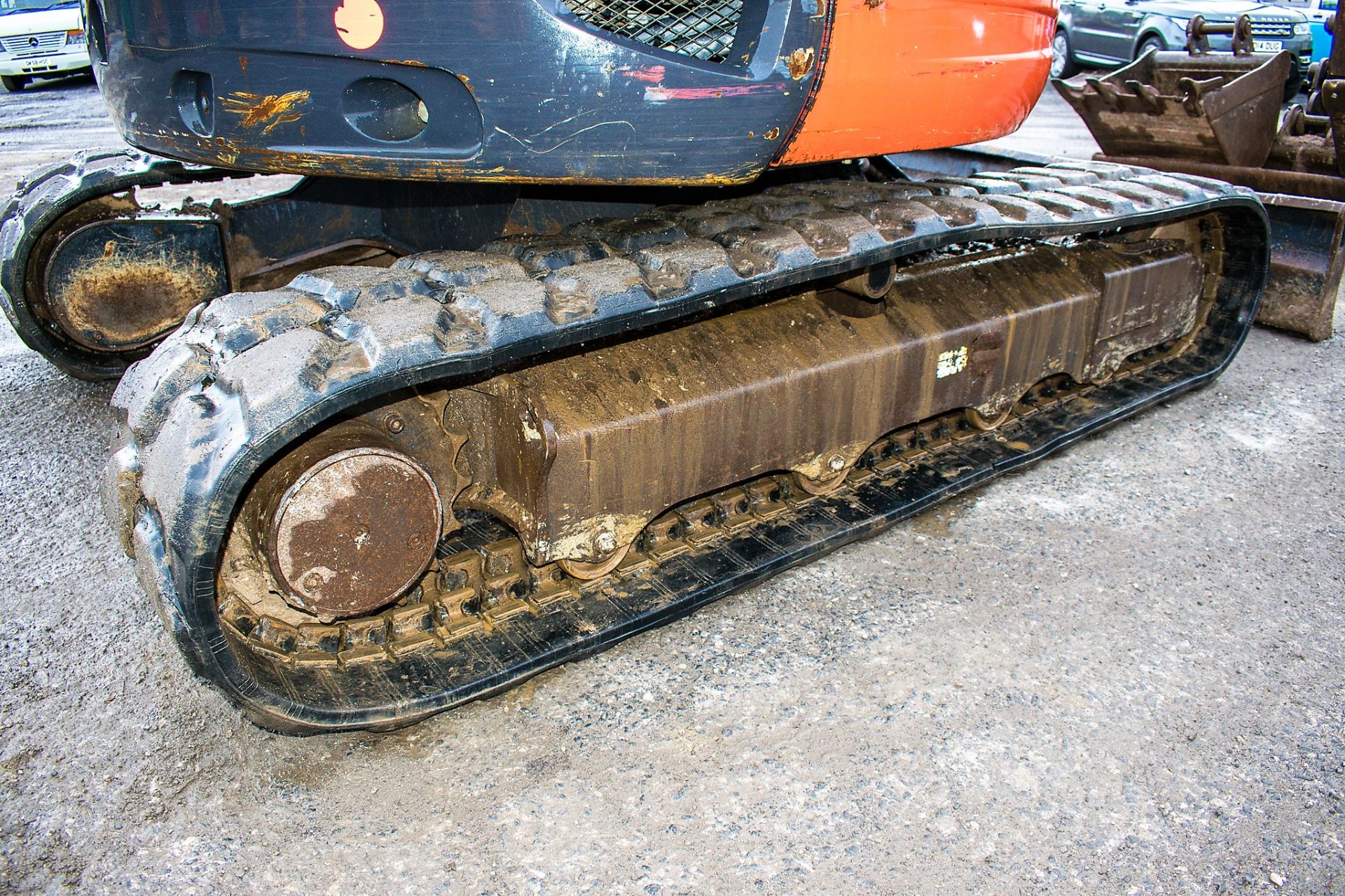 Kubota U48-4 4.8 tonne rubber tracked excavator Year: 2011 S/N: 50406 Recorded Hours: 5662 blade, - Image 8 of 11
