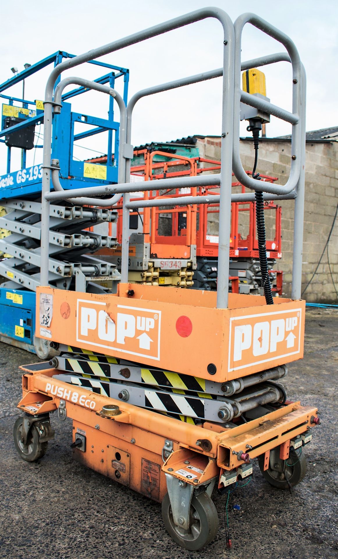 Pop - Up Push 8 Eco battery electric scissor lift - Image 2 of 4