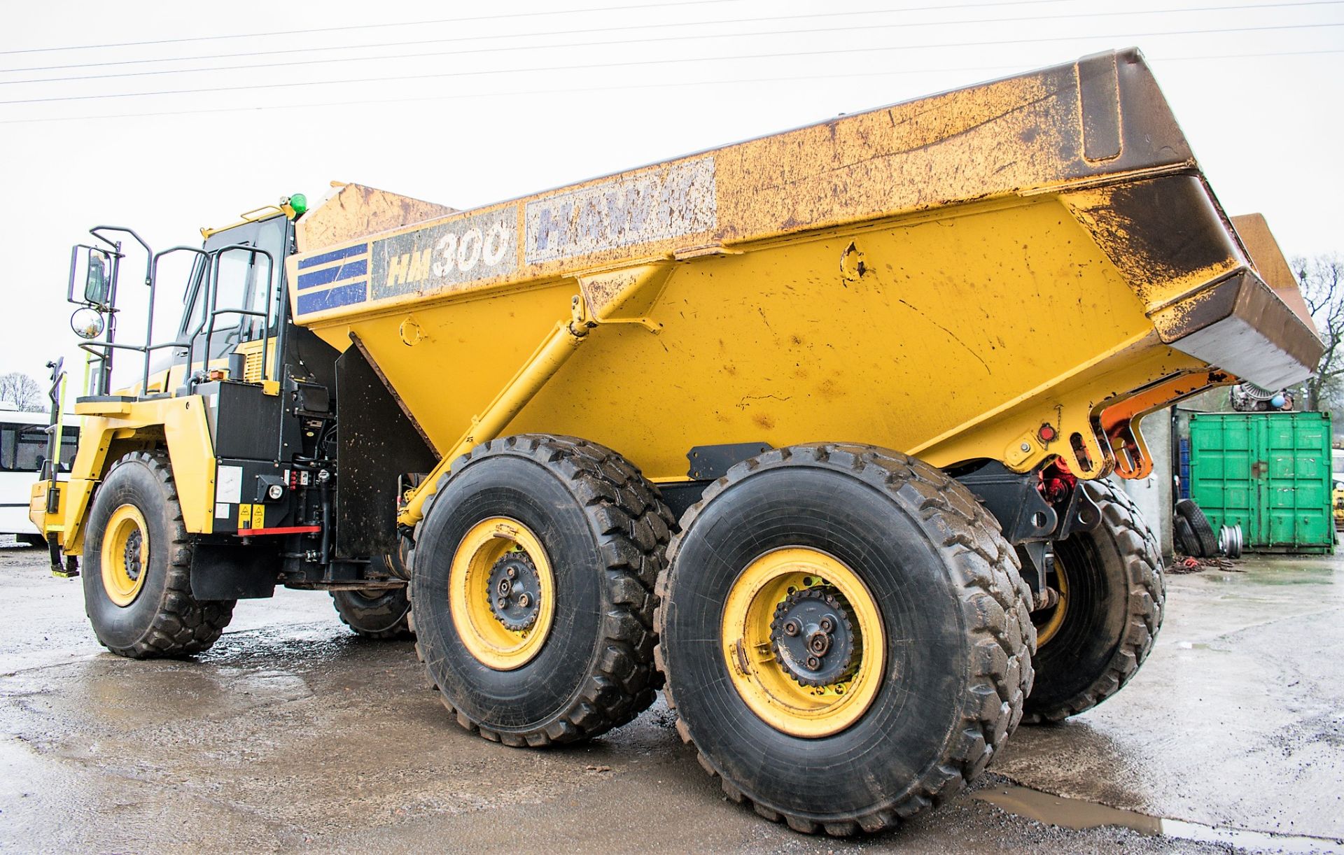 Komatsu HM300-3 articulated dump truck  Year: 2015 S/N: ED003653 Recorded Hours: 4487 KOM 658 - Image 3 of 13