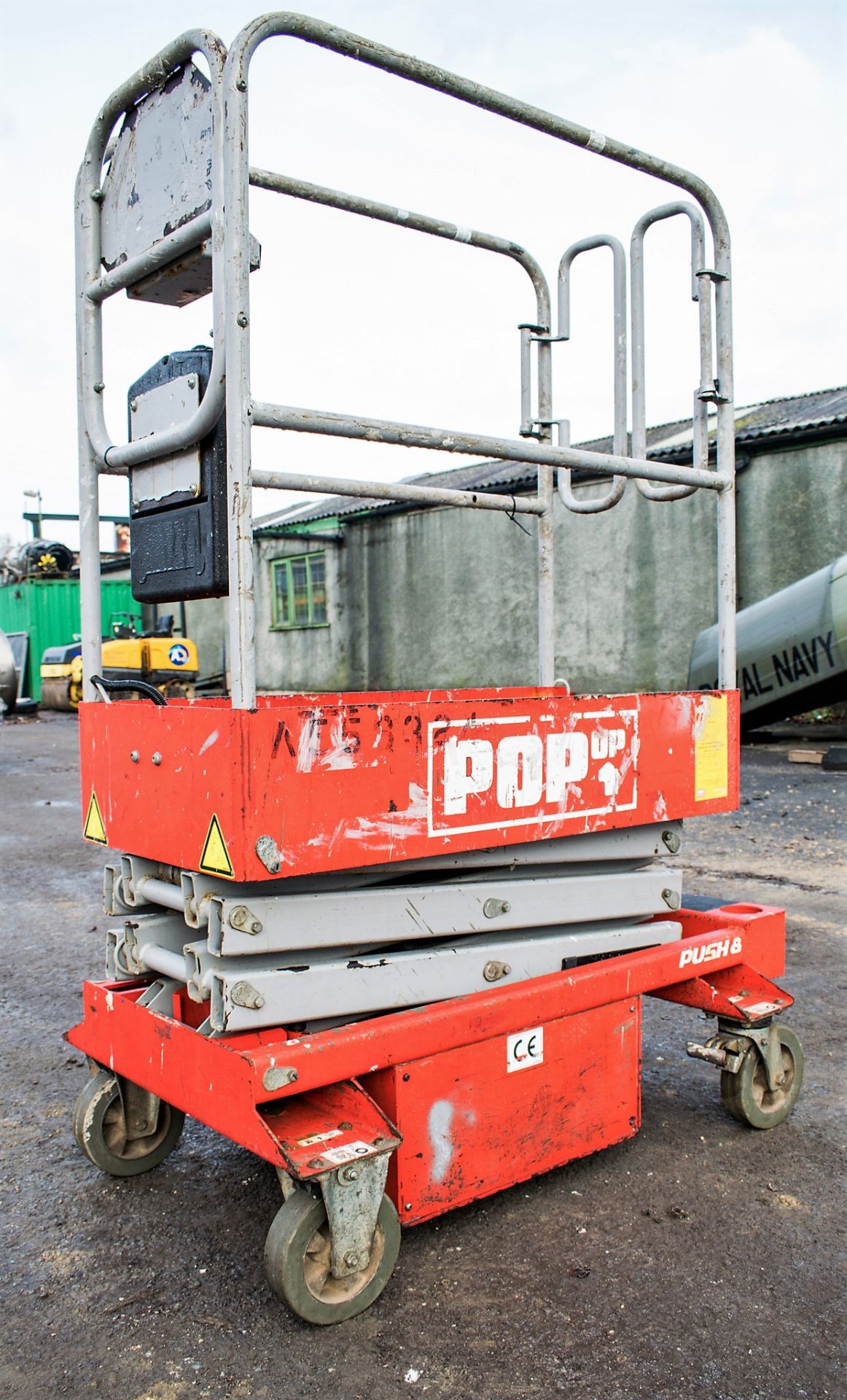 Pop - Up Push 8 battery electric scissor lift - Image 3 of 4