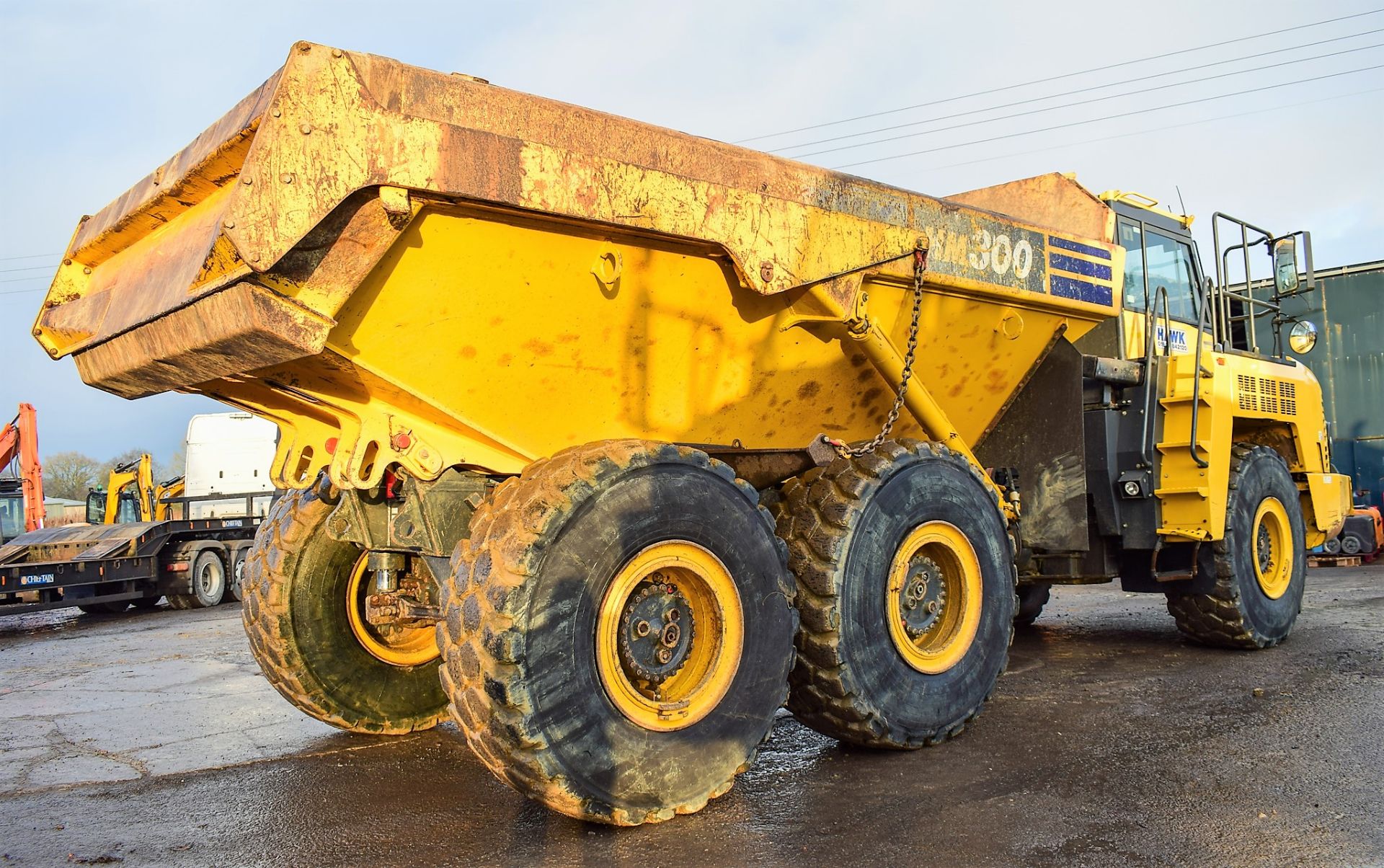 Komatsu HM300-3 articulated dump truck - Image 3 of 15