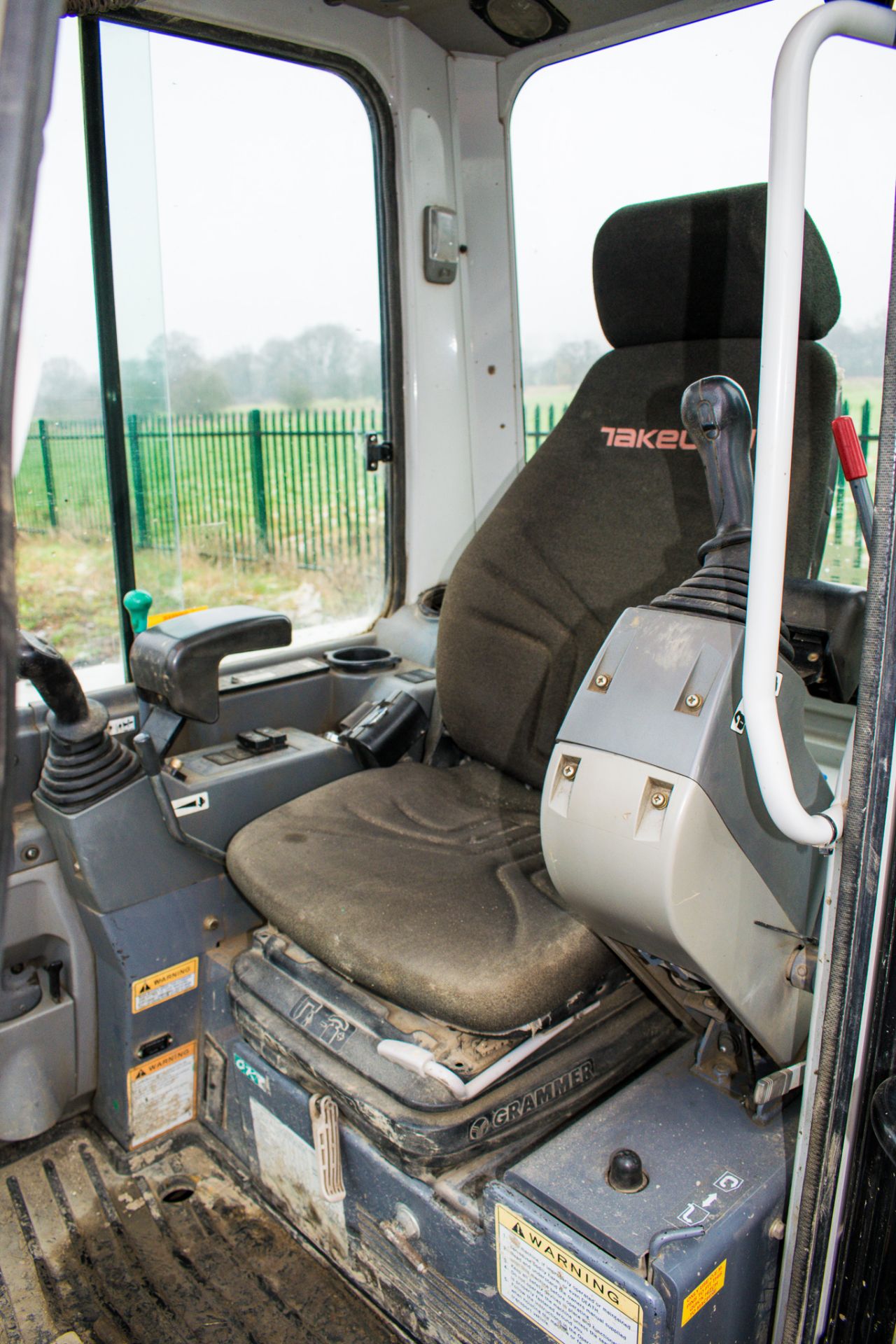 Takeuchi TB250 5 tonne rubber tracked excavator Year: 2012 S/N: 125002028 Recorded Hours: 3781 - Image 11 of 11