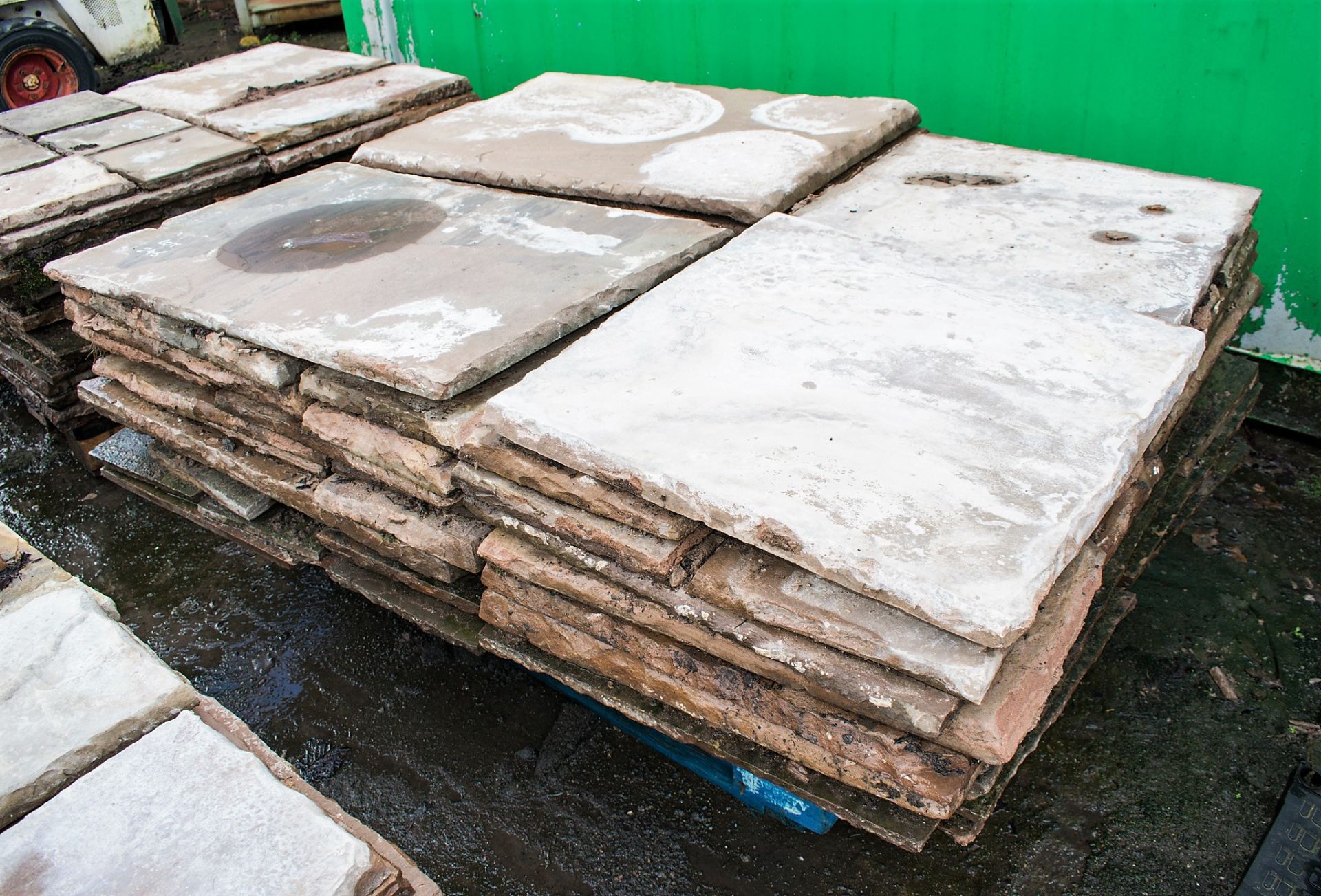 Pallet of approx. 225 sq/ft of Indian stone flags