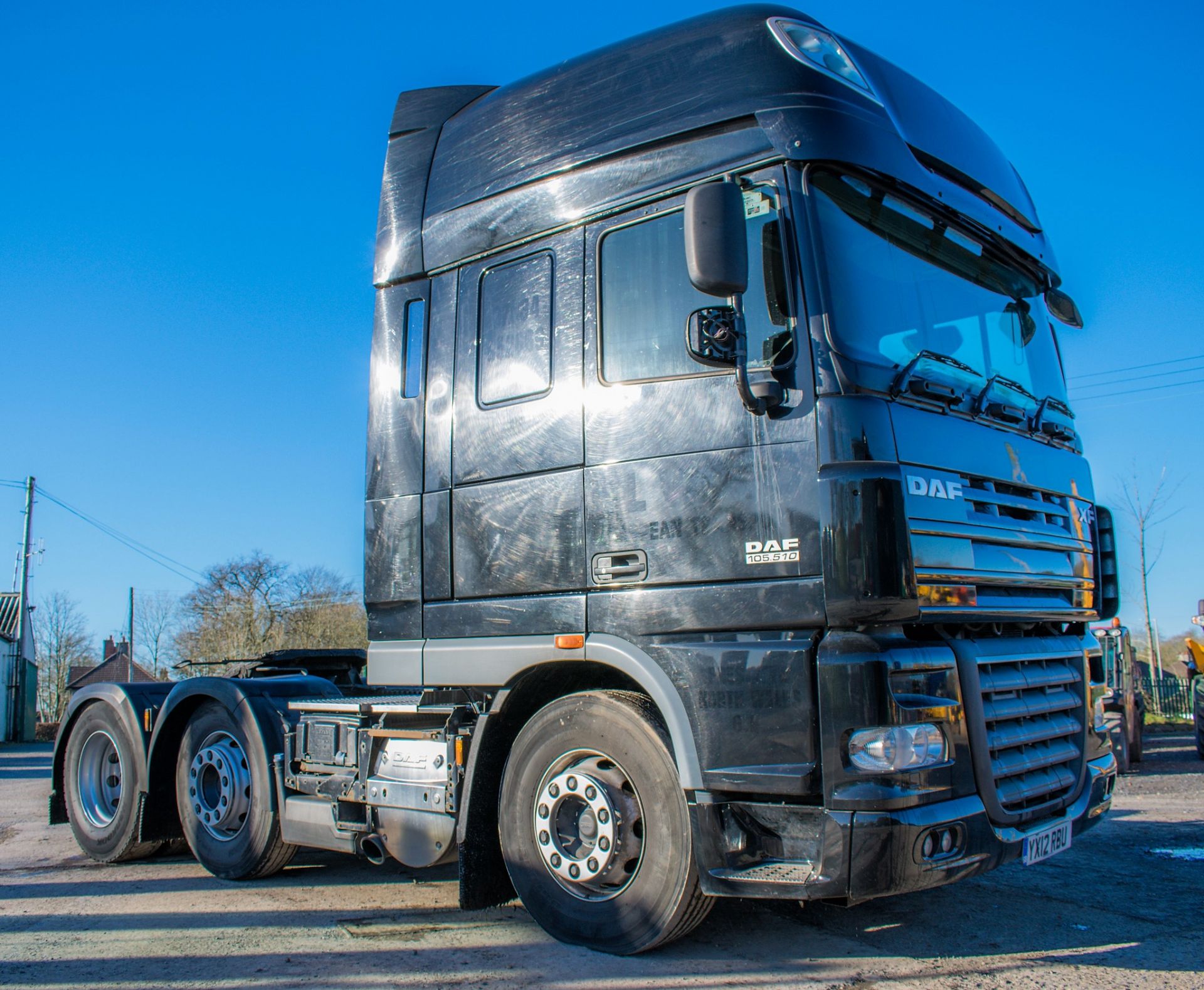 DAF XF 105.510 6 x 2 tractor unit Registration Number: YX12 RBU Date of Registration: 01/03/2012 MOT - Image 2 of 11