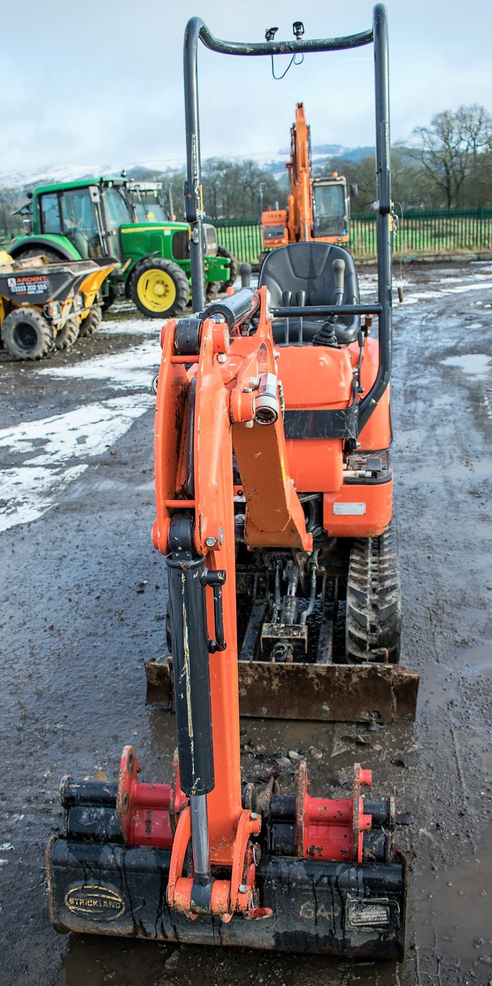 Kubota K008 - 3 0.8 tonne micro excavator - Image 5 of 12